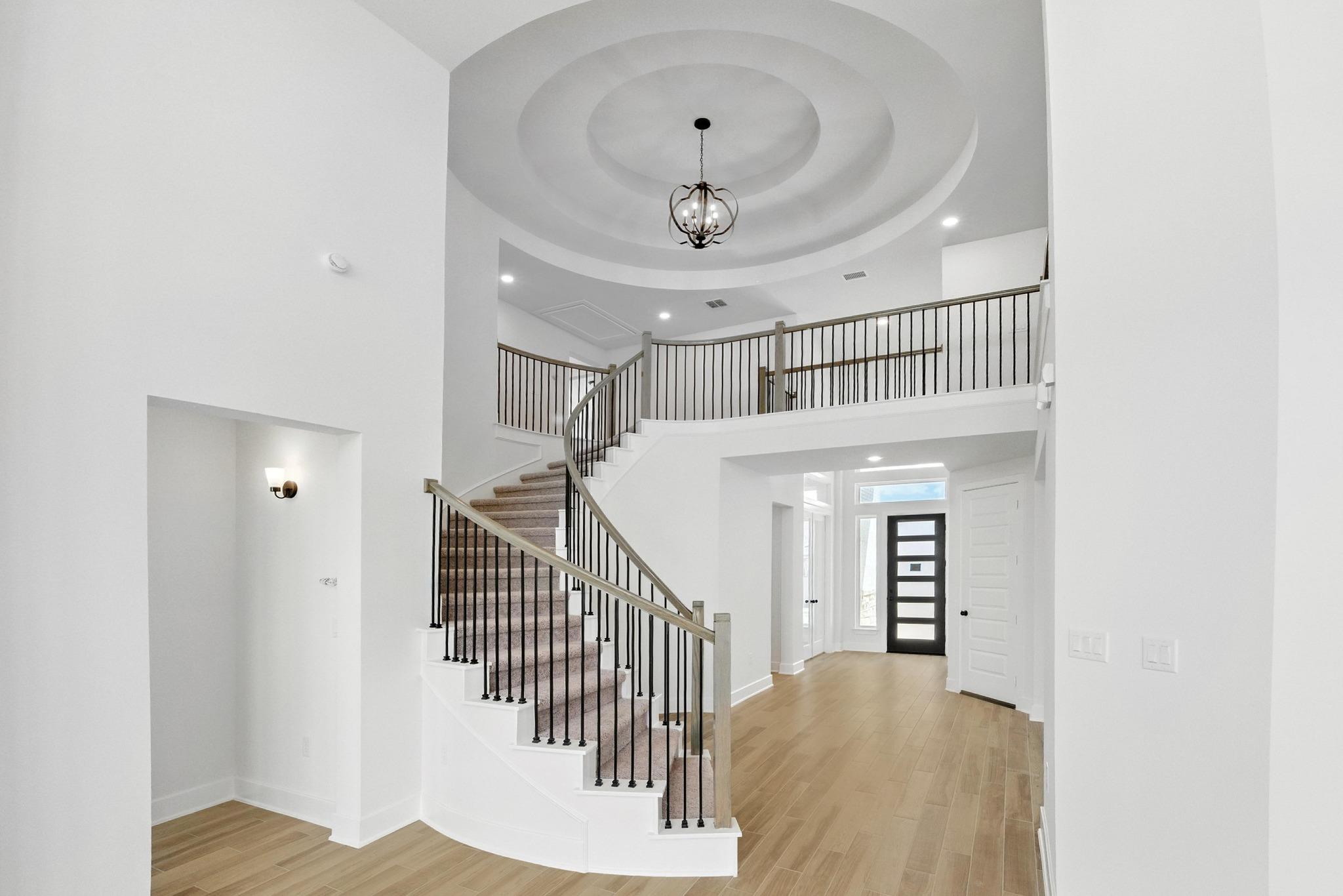 100 Cloverton Cres, Hutto, TX 78634