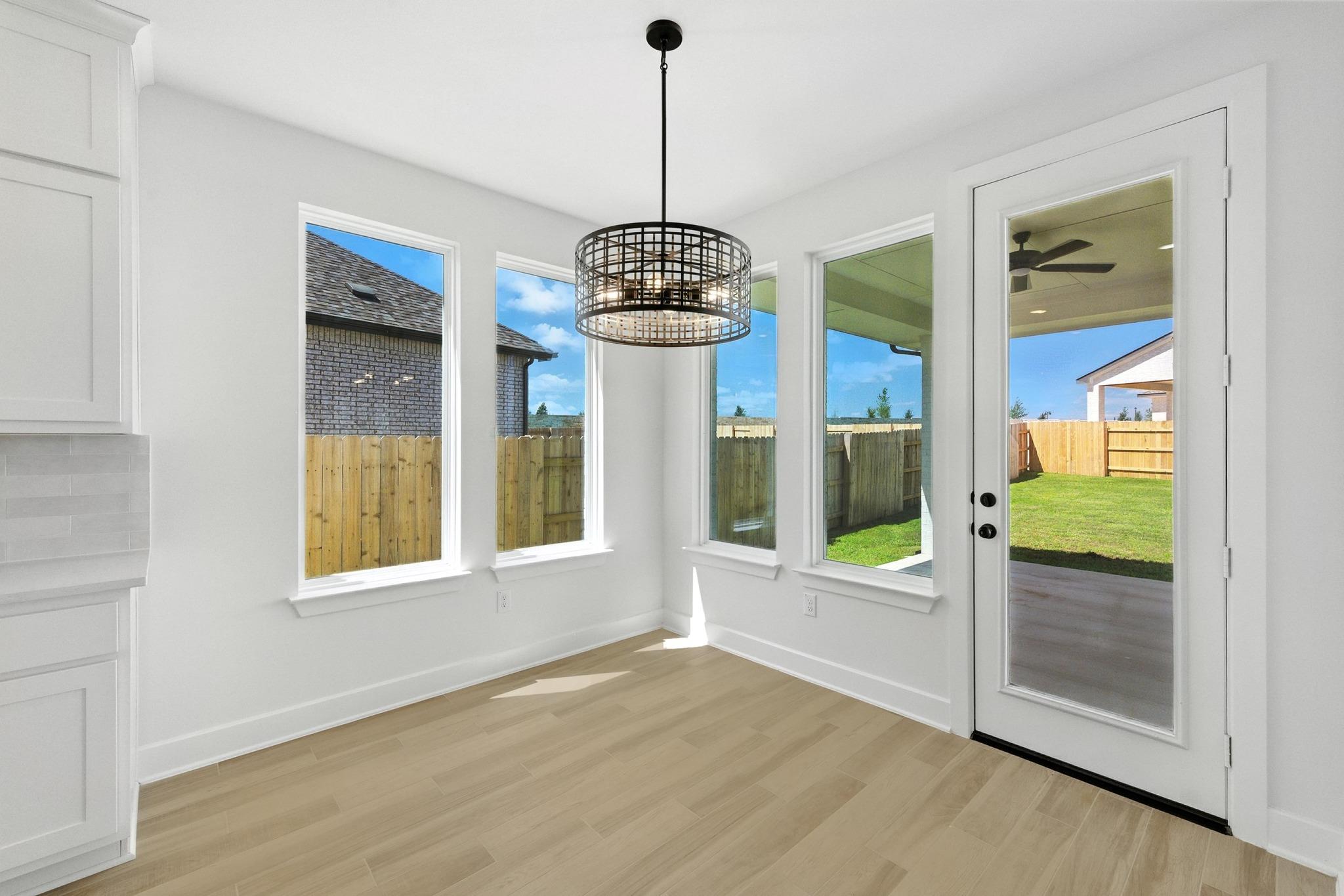 100 Cloverton Cres, Hutto, TX 78634