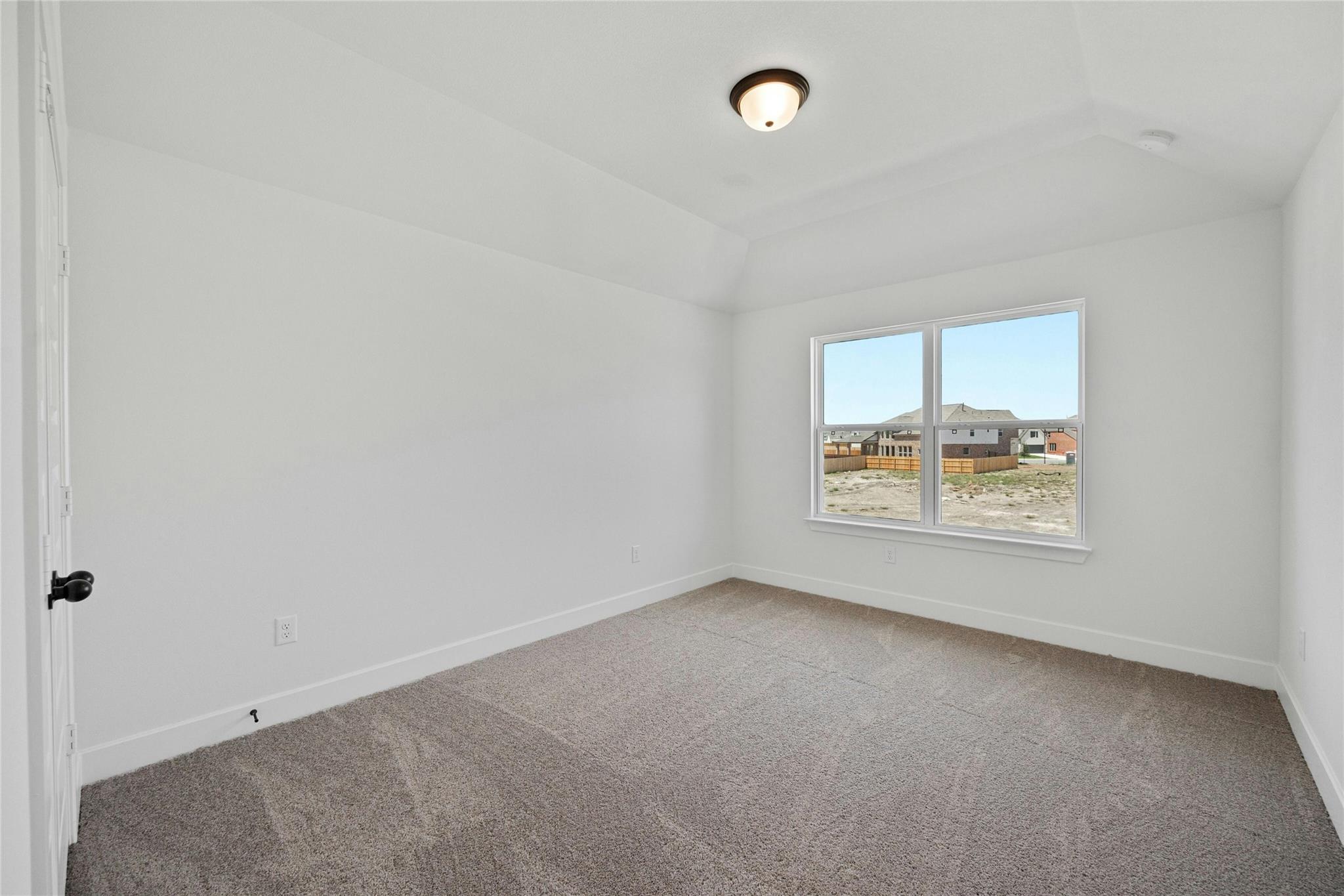 100 Cloverton Cres, Hutto, TX 78634