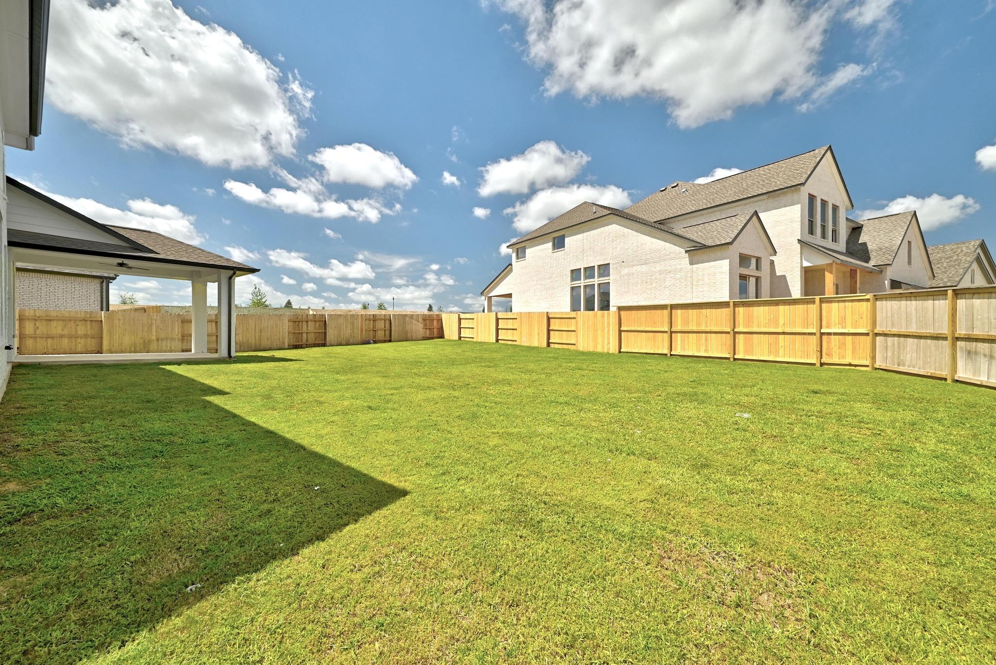 100 Cloverton Cres, Hutto, TX 78634