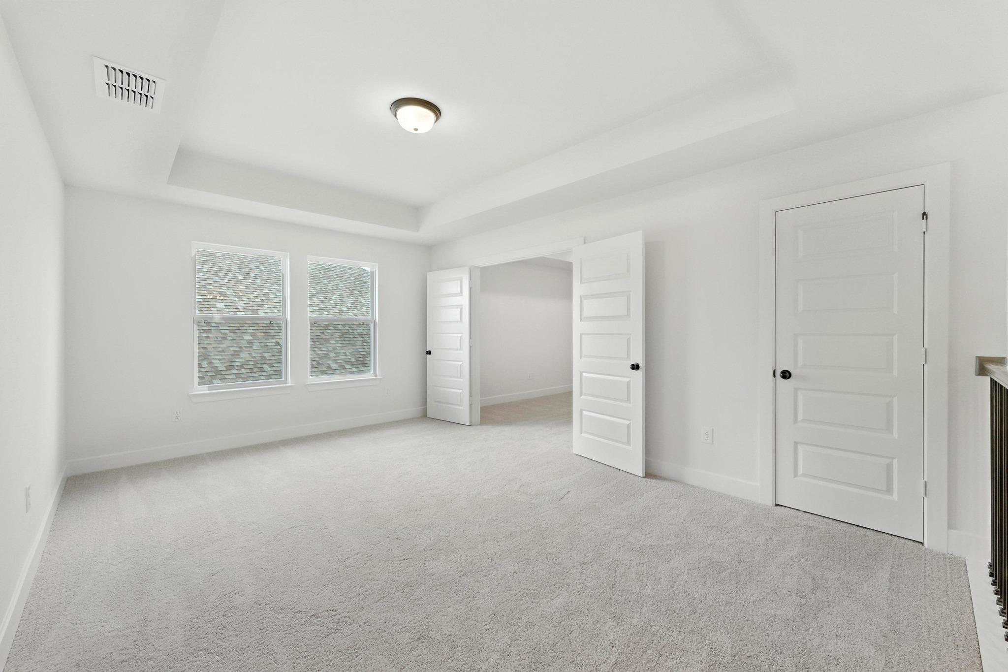 100 Cloverton Cres, Hutto, TX 78634