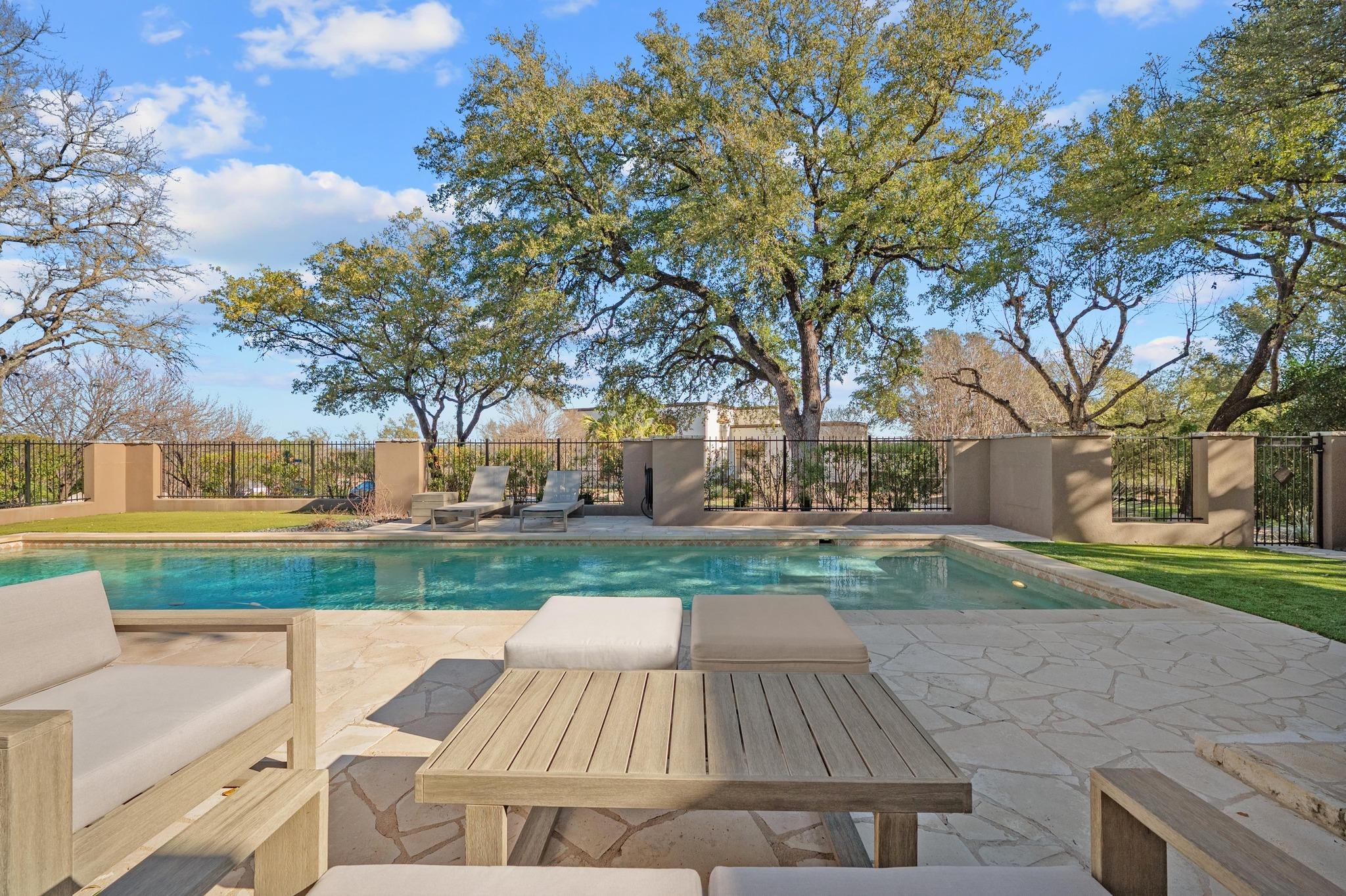 101 Knarr St, Austin, TX 78734