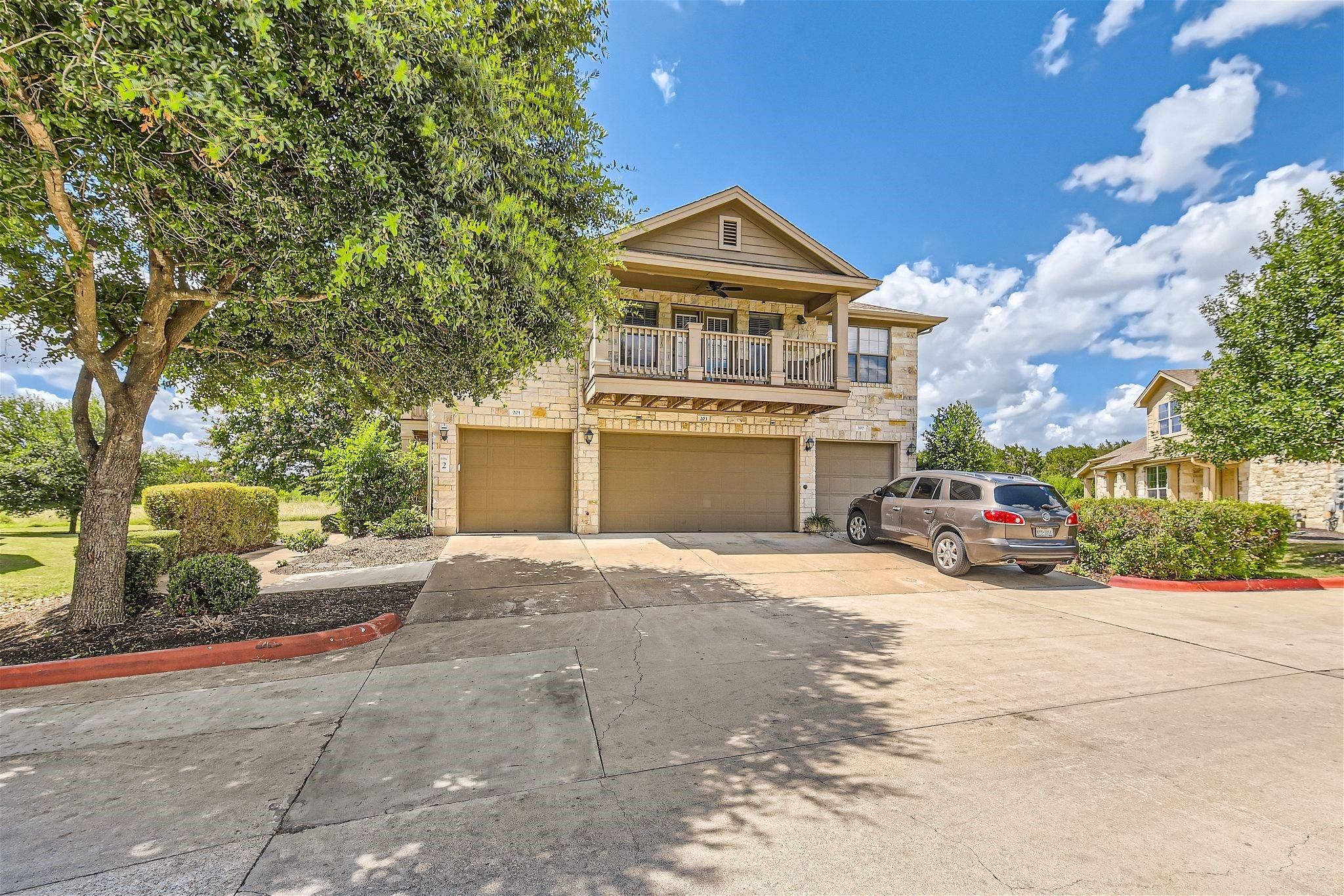 9201 Brodie Ln # 201, Austin, TX 78748