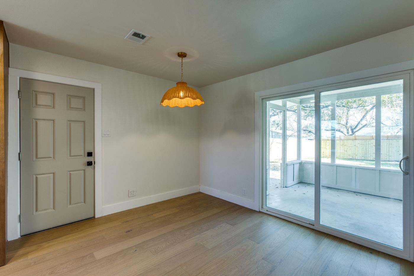 6401 Cooper Ln, Austin, TX 78745