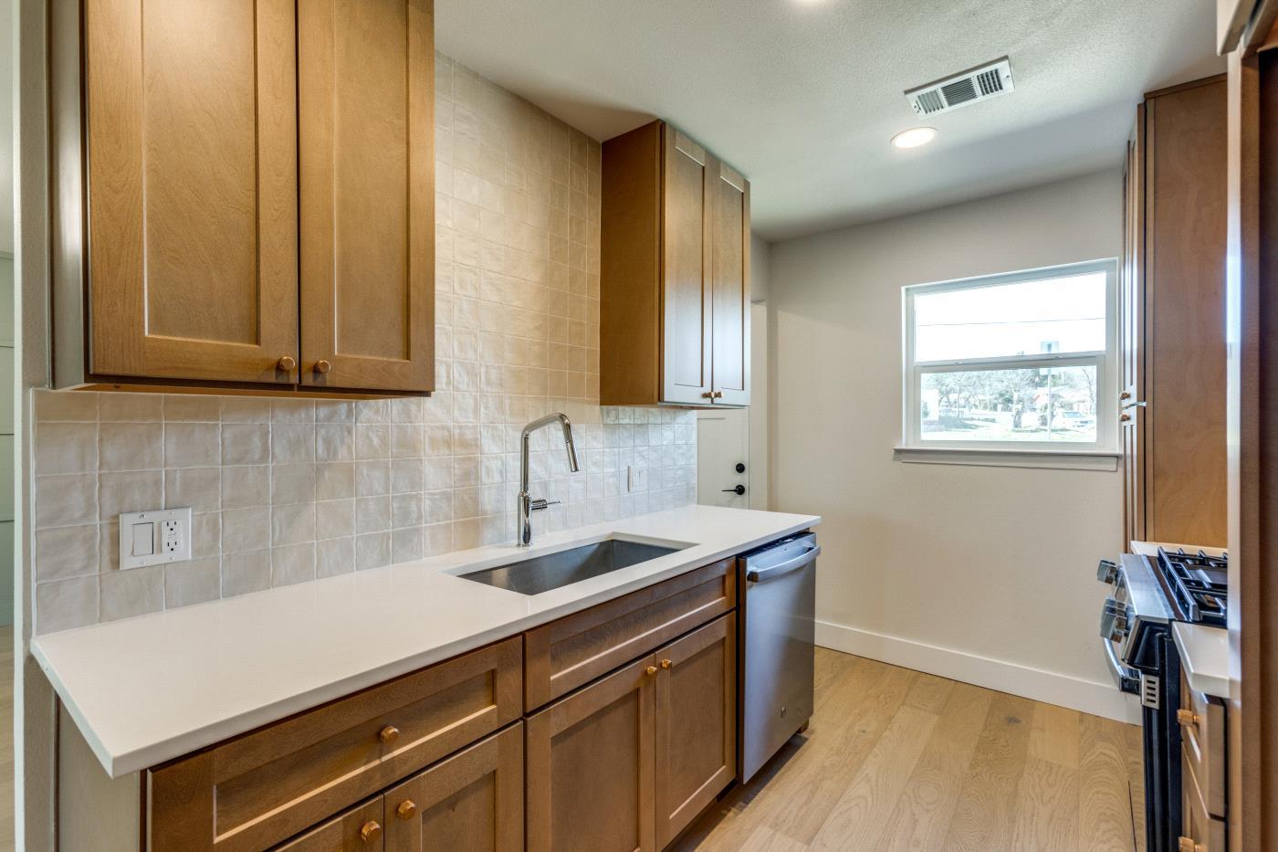 6401 Cooper Ln, Austin, TX 78745