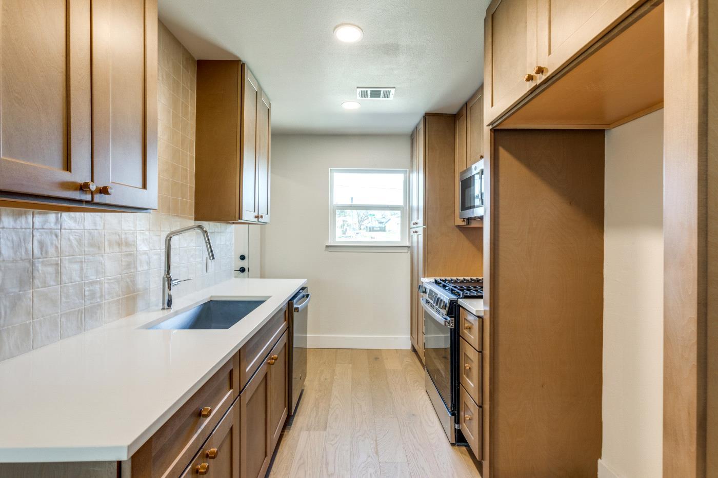6401 Cooper Ln, Austin, TX 78745