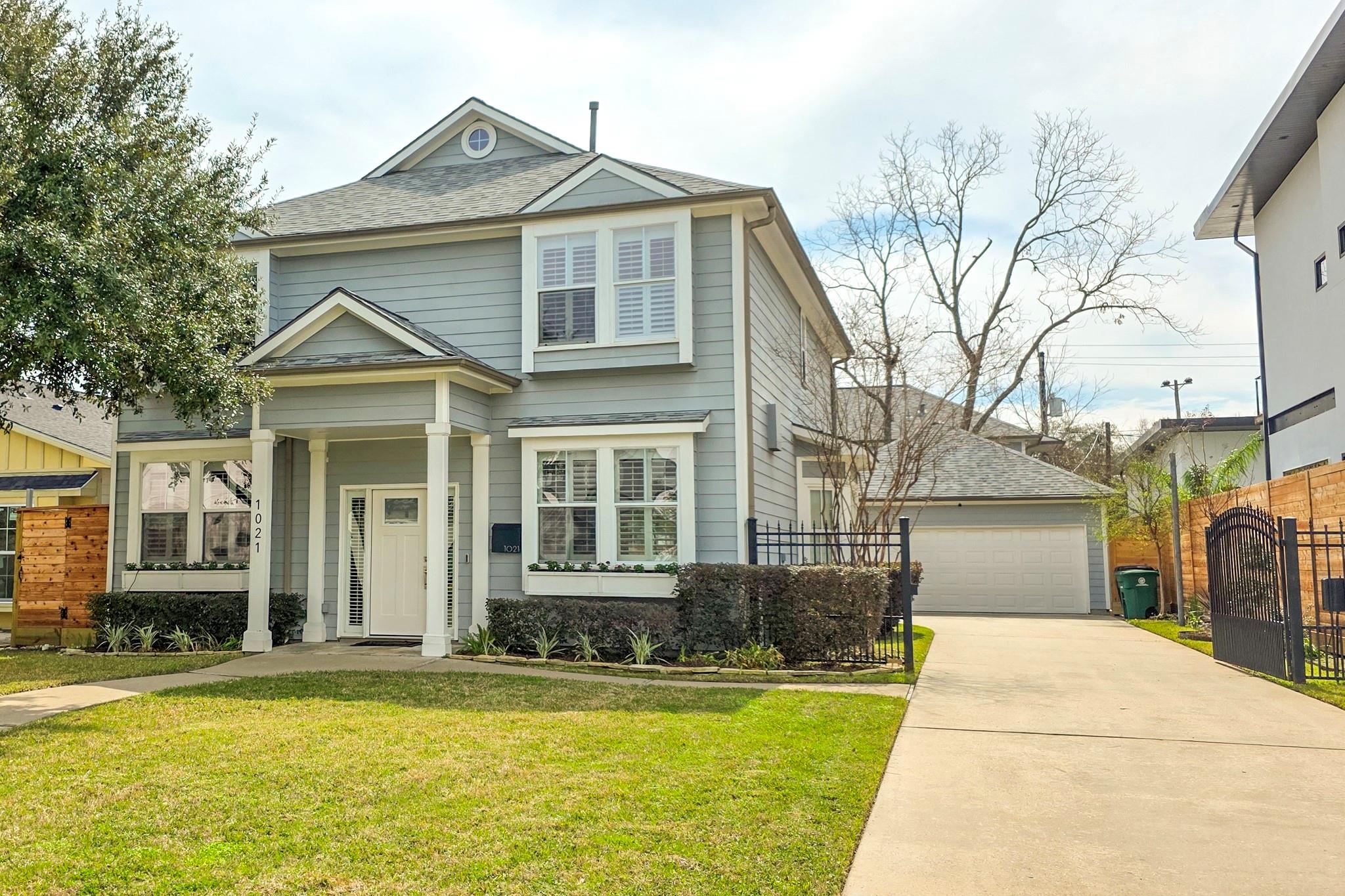 1021 Wakefield Dr, Houston, TX 77018