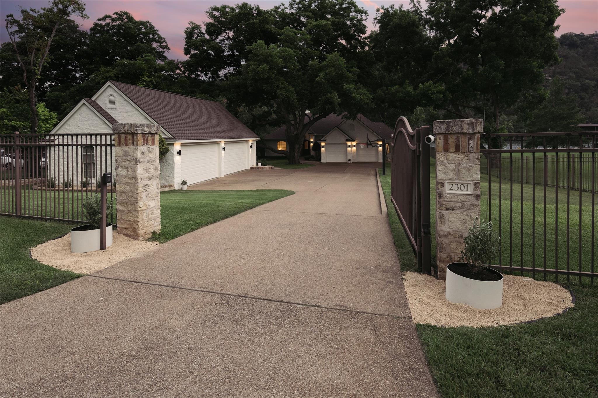 2301 Manana St, Austin, TX 78730