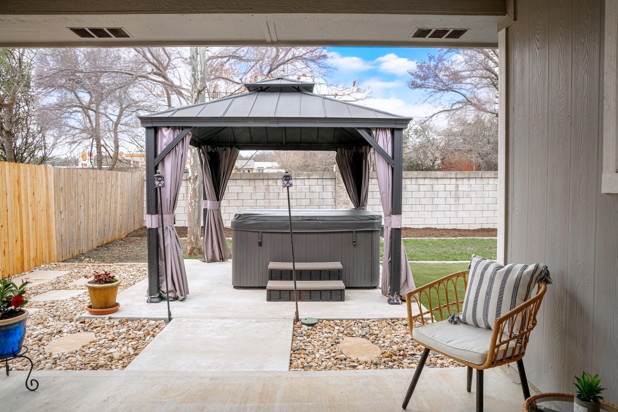 1817 Friars Tale Ln, Austin, TX 78748