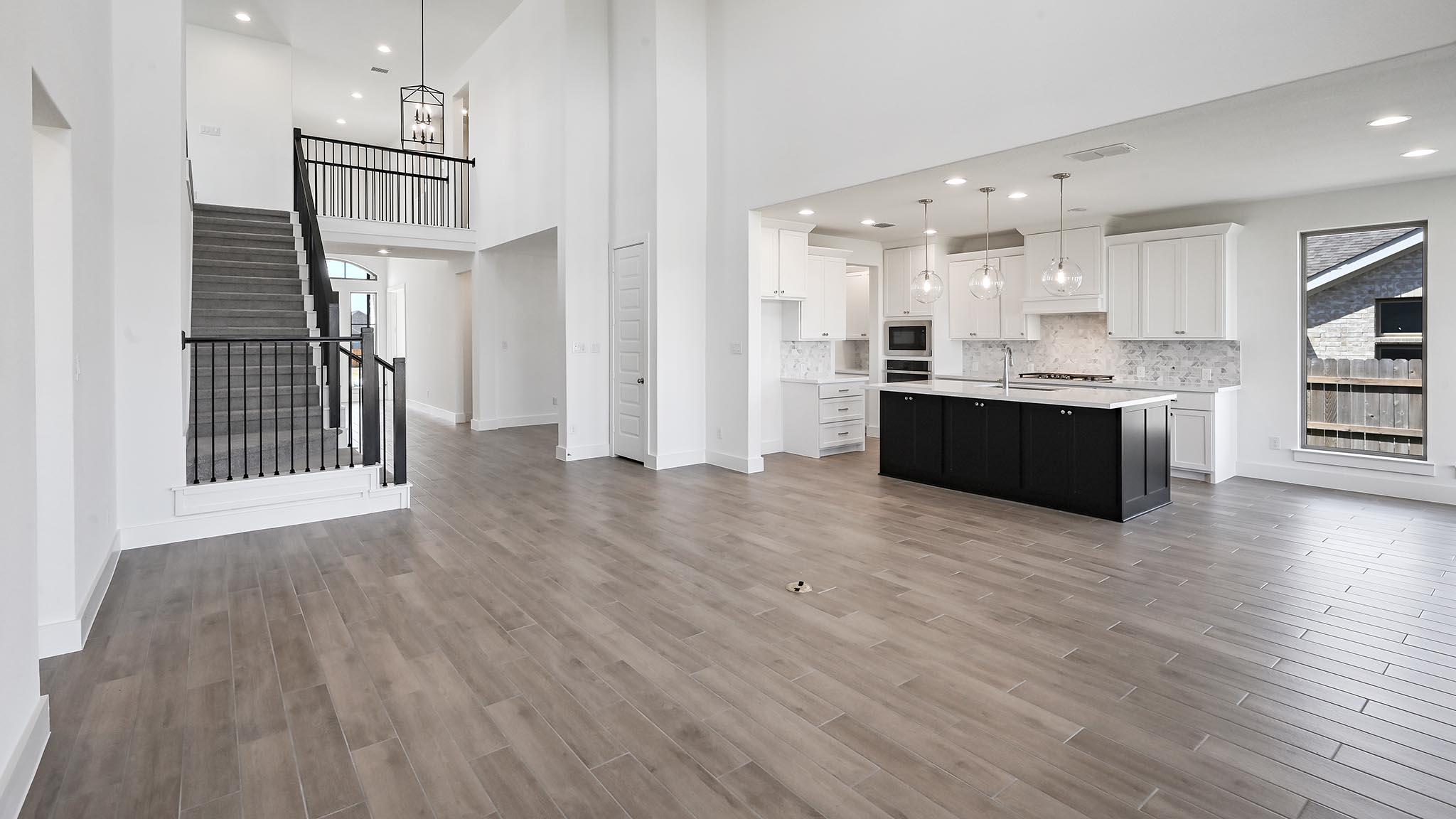 448 Bay Breeze Dr, Kyle, TX 78640