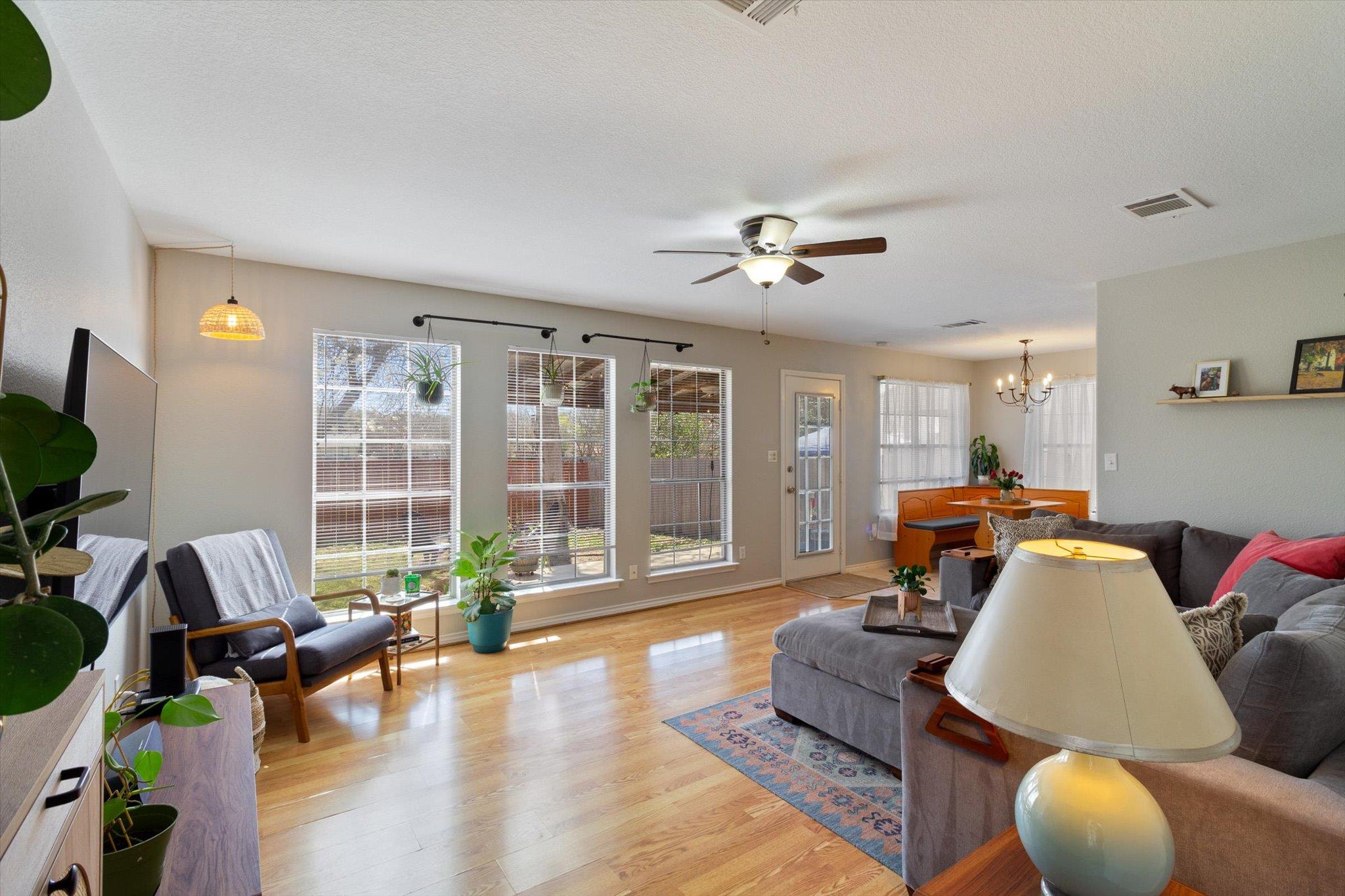 1809 Pearce Court Ct, San Marcos, TX 78666