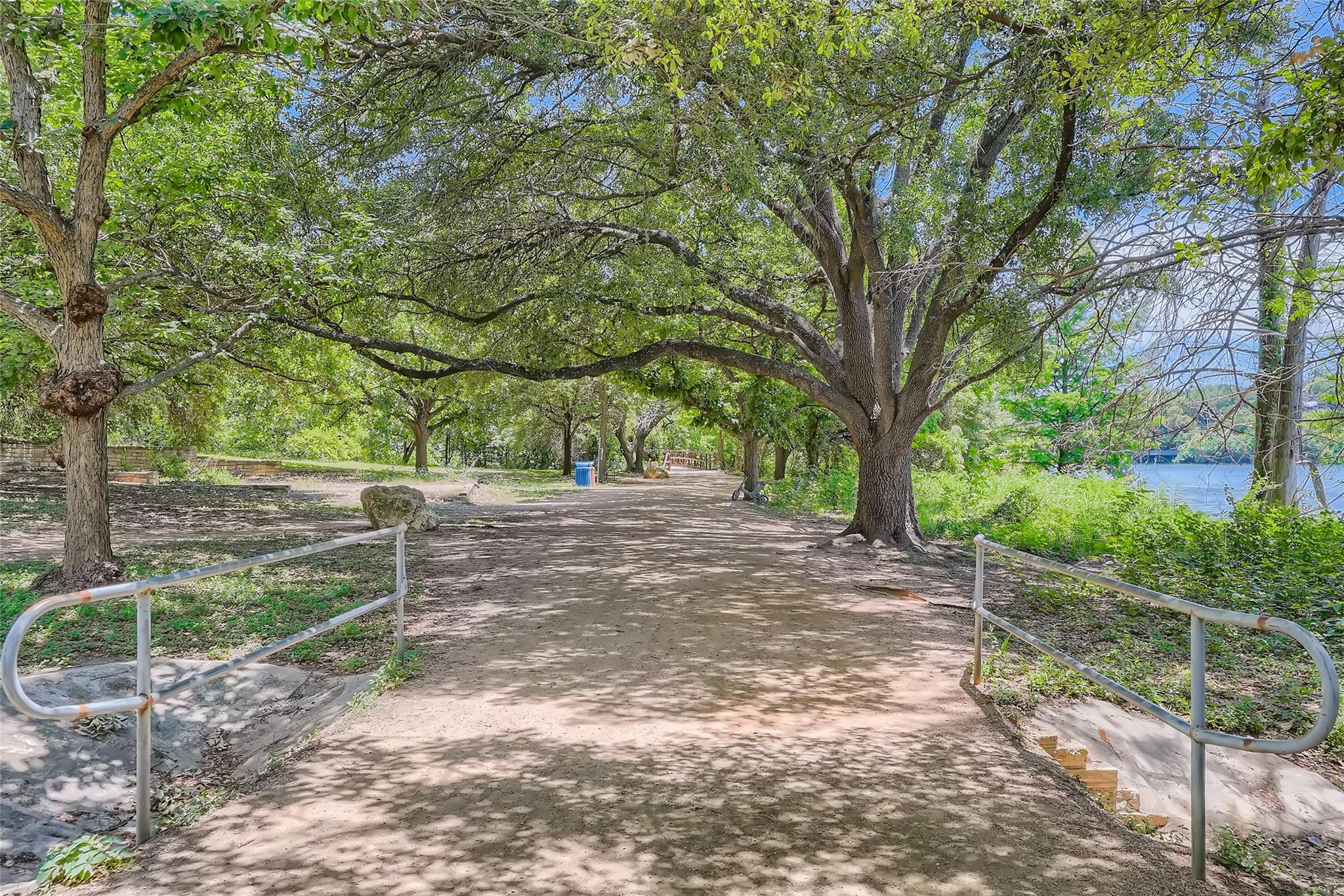 48 East Ave # 2703, Austin, TX 78701