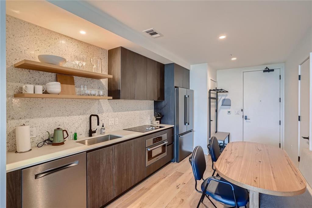 48 East Ave # 2703, Austin, TX 78701