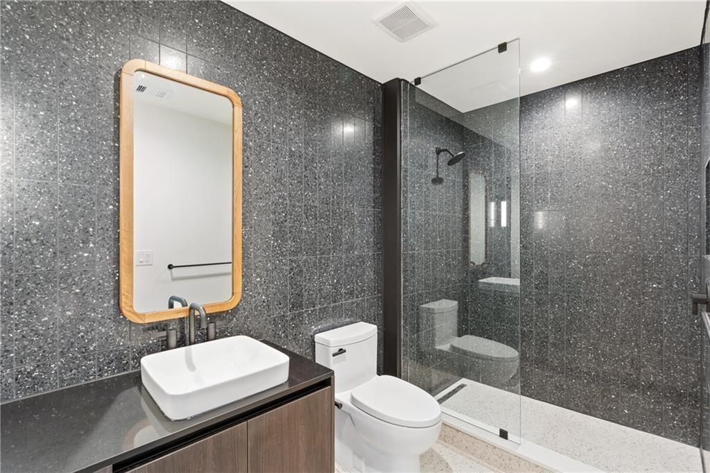 48 East Ave # 2703, Austin, TX 78701