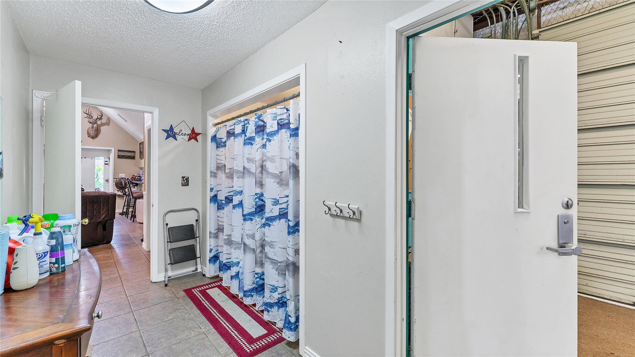 4945 N State Highway 123, Seguin, TX 78155