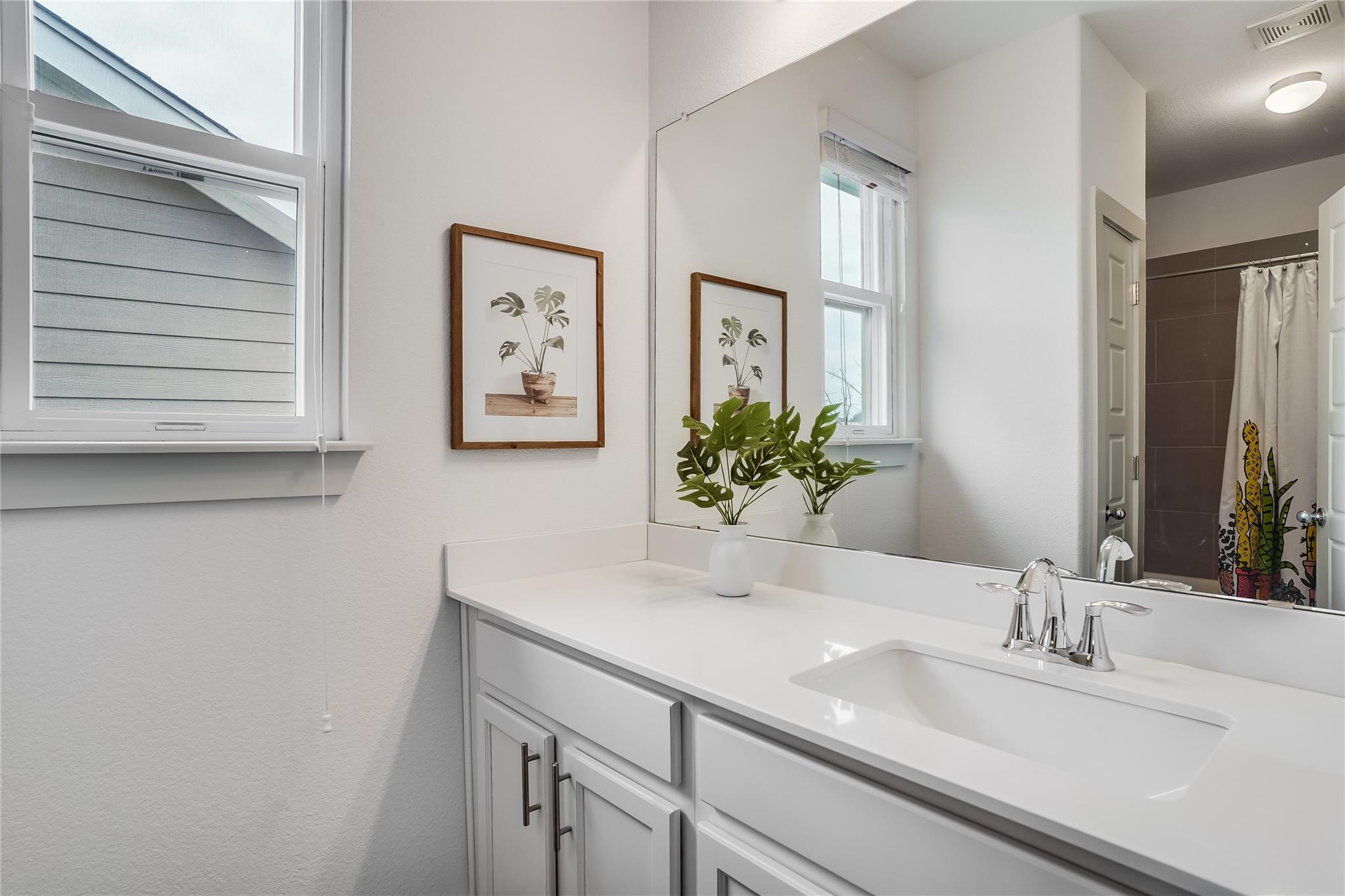 2307 Hermia St # 24, Austin, TX 78741