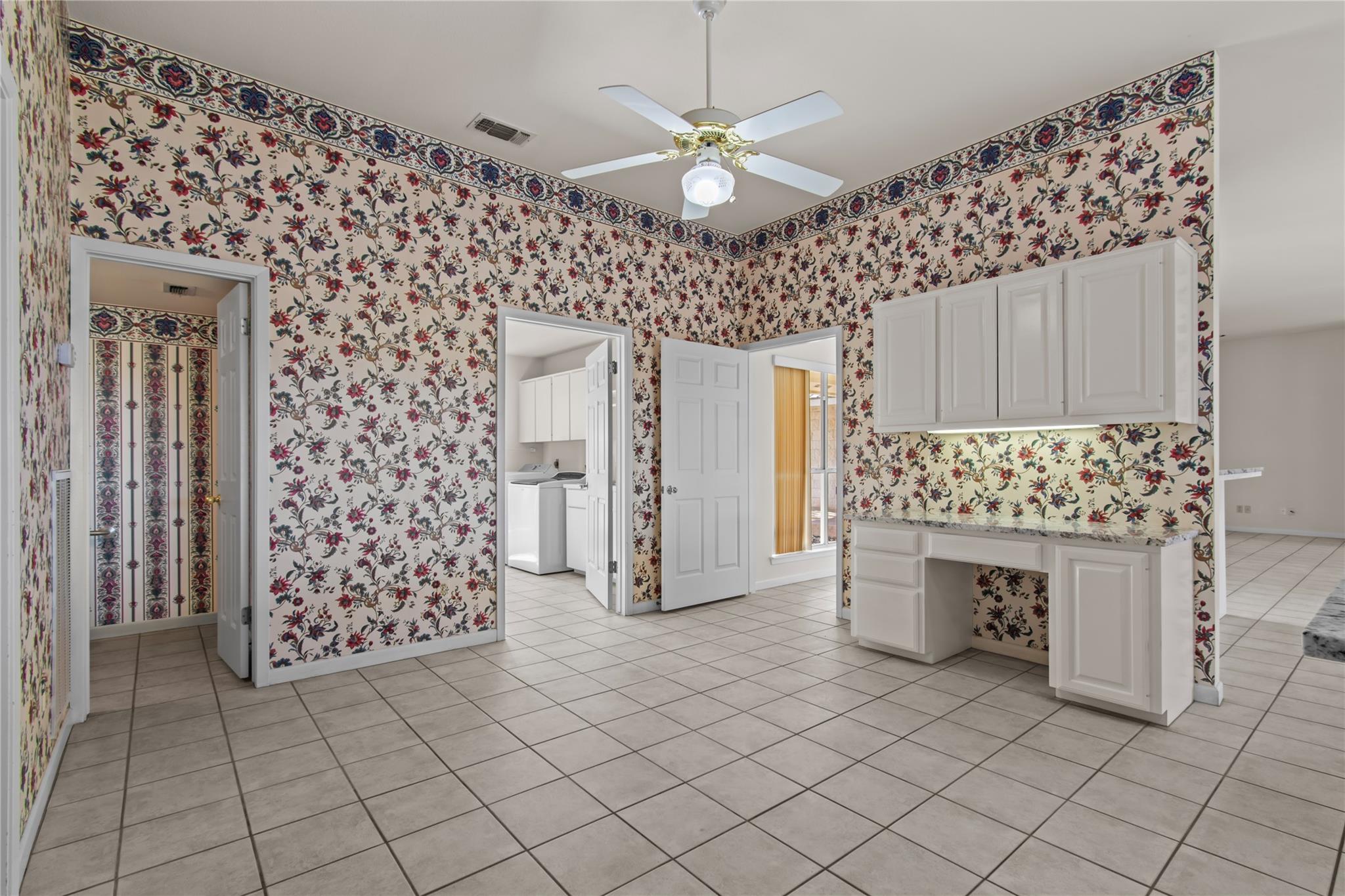 25048 River Rd, Spicewood, TX 78669