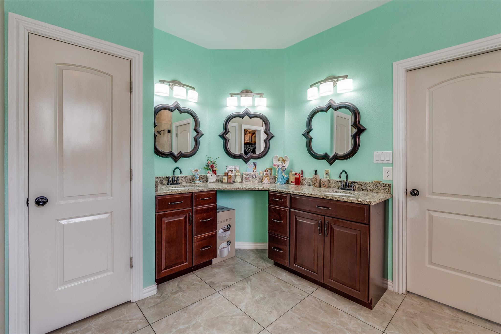 323 Woodbrook Trl, Buda, TX 78610