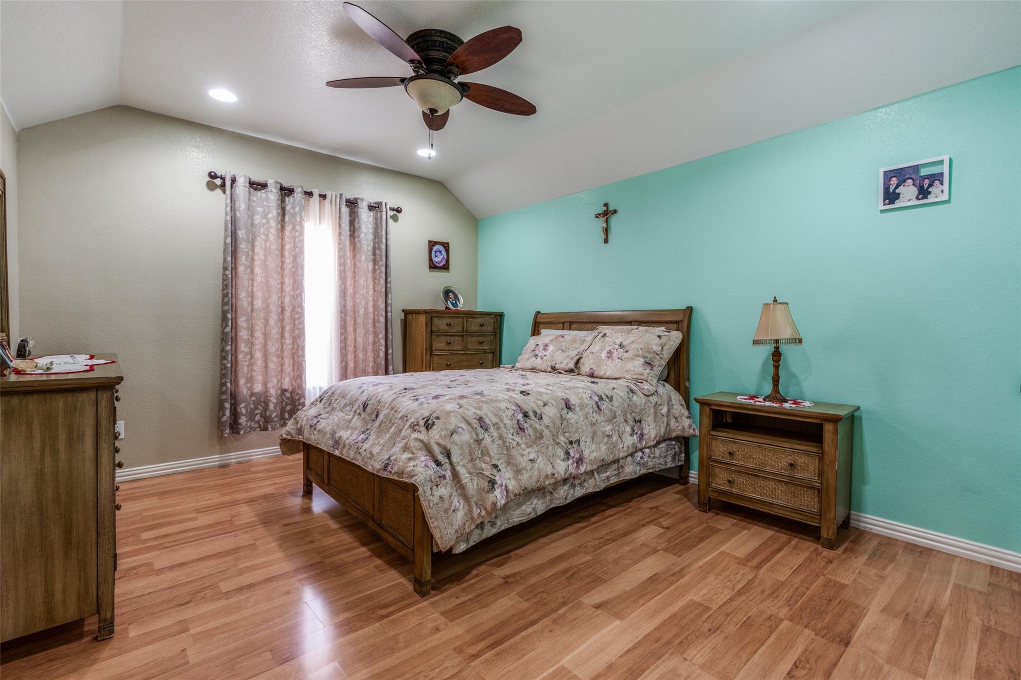 323 Woodbrook Trl, Buda, TX 78610