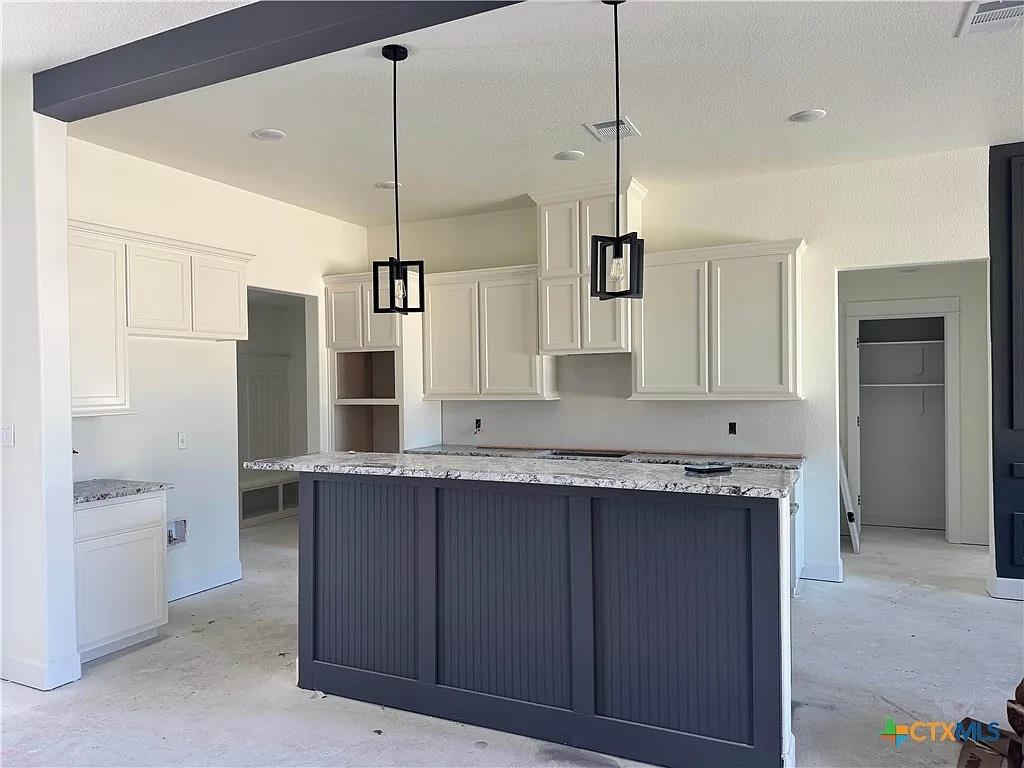3025 Millhouse Rd, Copperas Cove, TX 76522