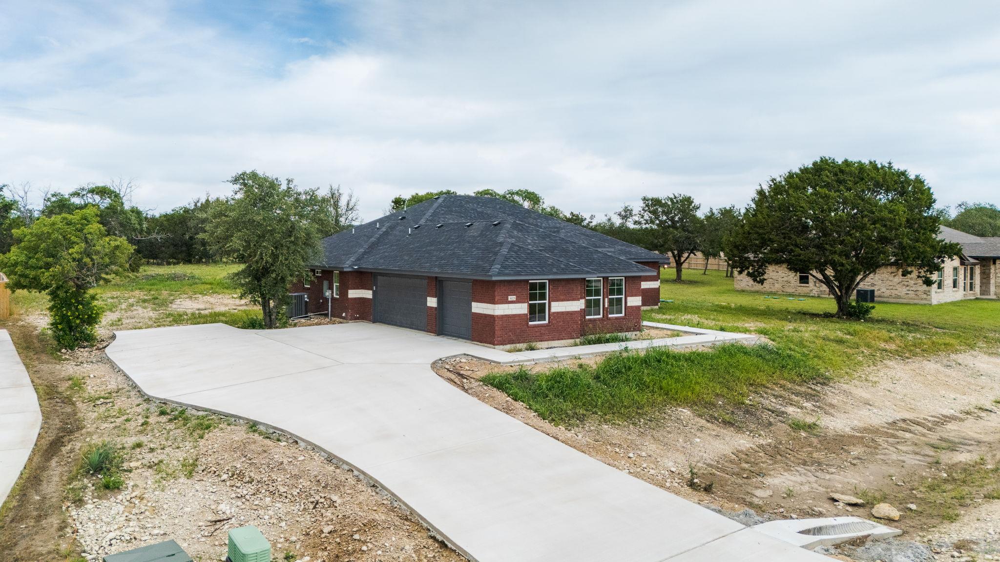 3025 Millhouse Rd, Copperas Cove, TX 76522
