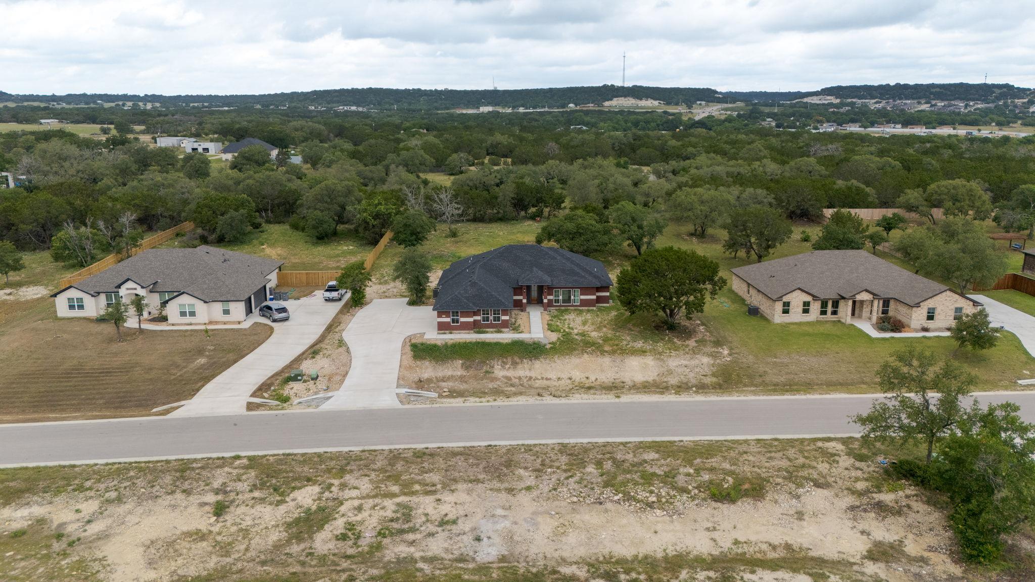 3025 Millhouse Rd, Copperas Cove, TX 76522