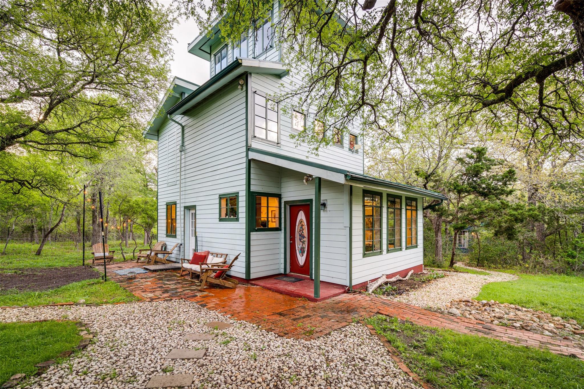 112 Boulder Ln, Manor, TX 78653