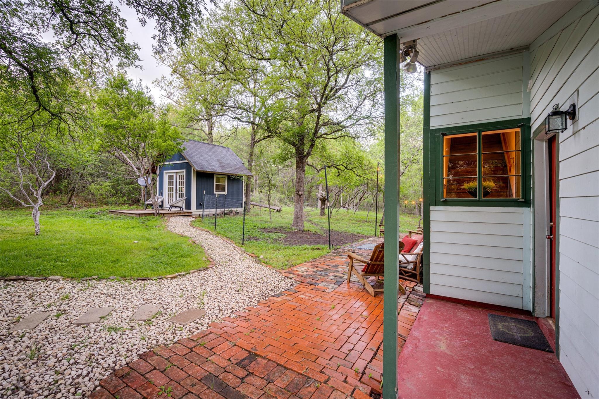 112 Boulder Ln, Manor, TX 78653