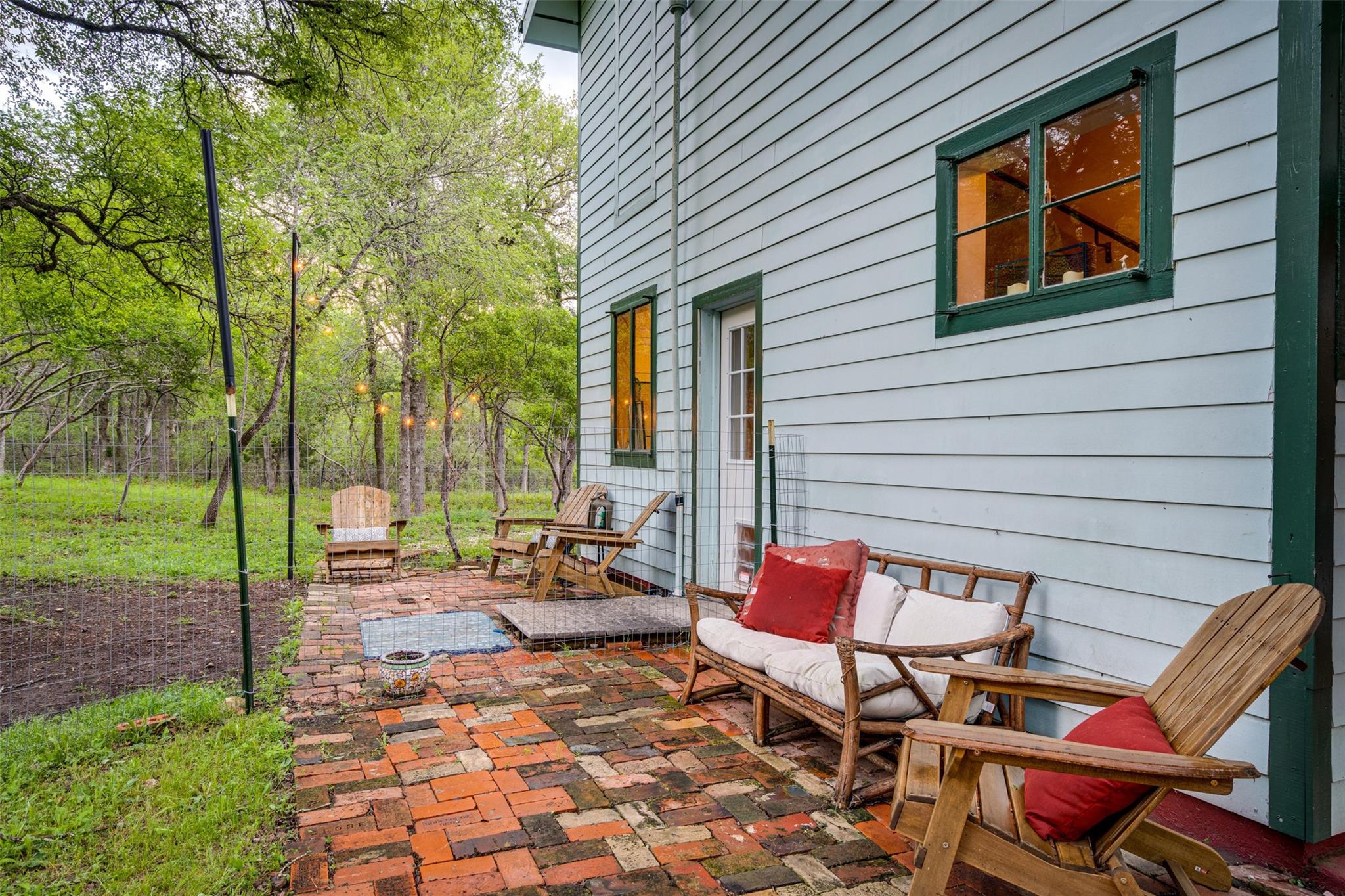 112 Boulder Ln, Manor, TX 78653