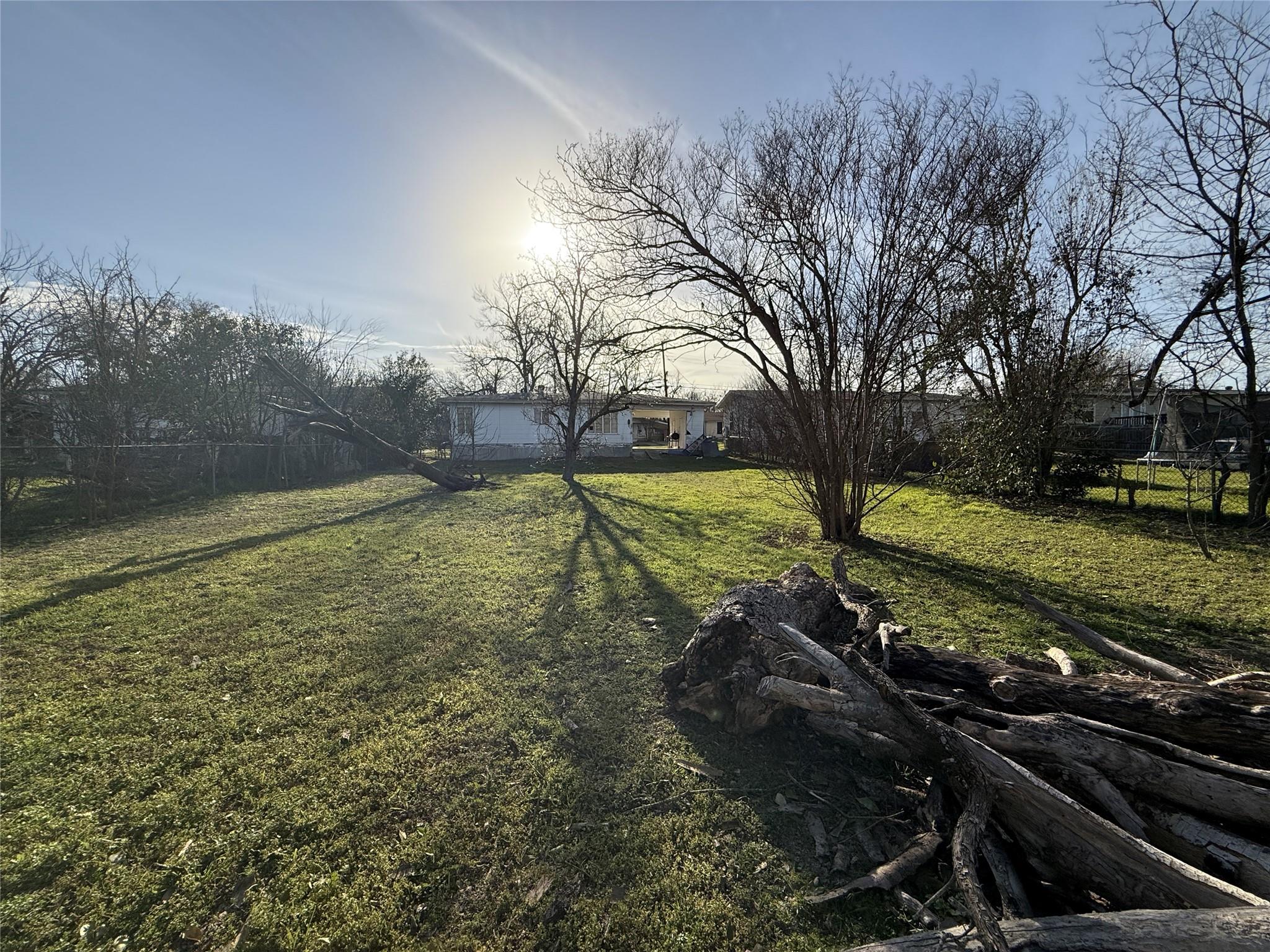 1804 Davis St, Taylor, TX 76574