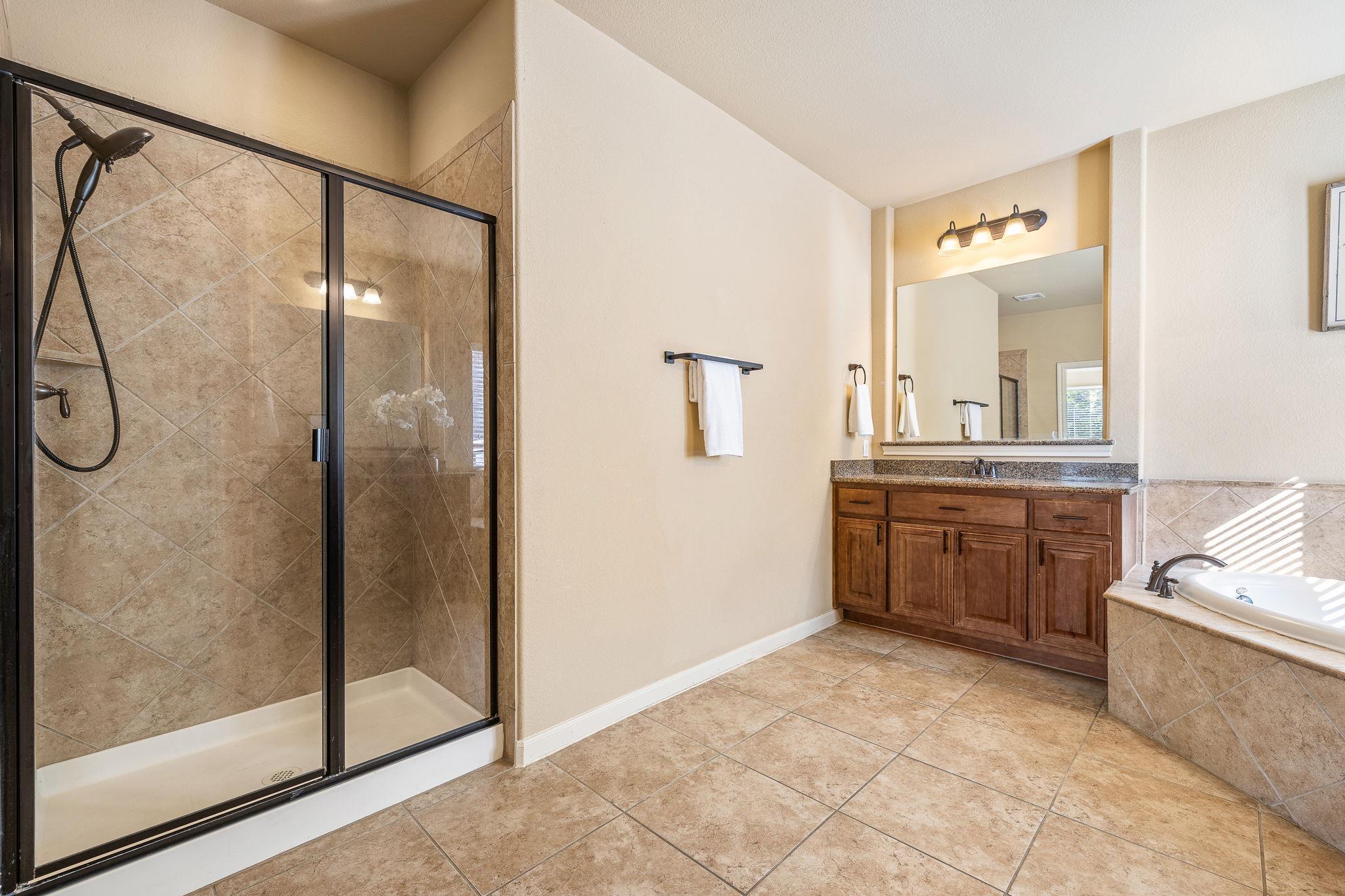 1812 Buffalo Thunder, Leander, TX 78641