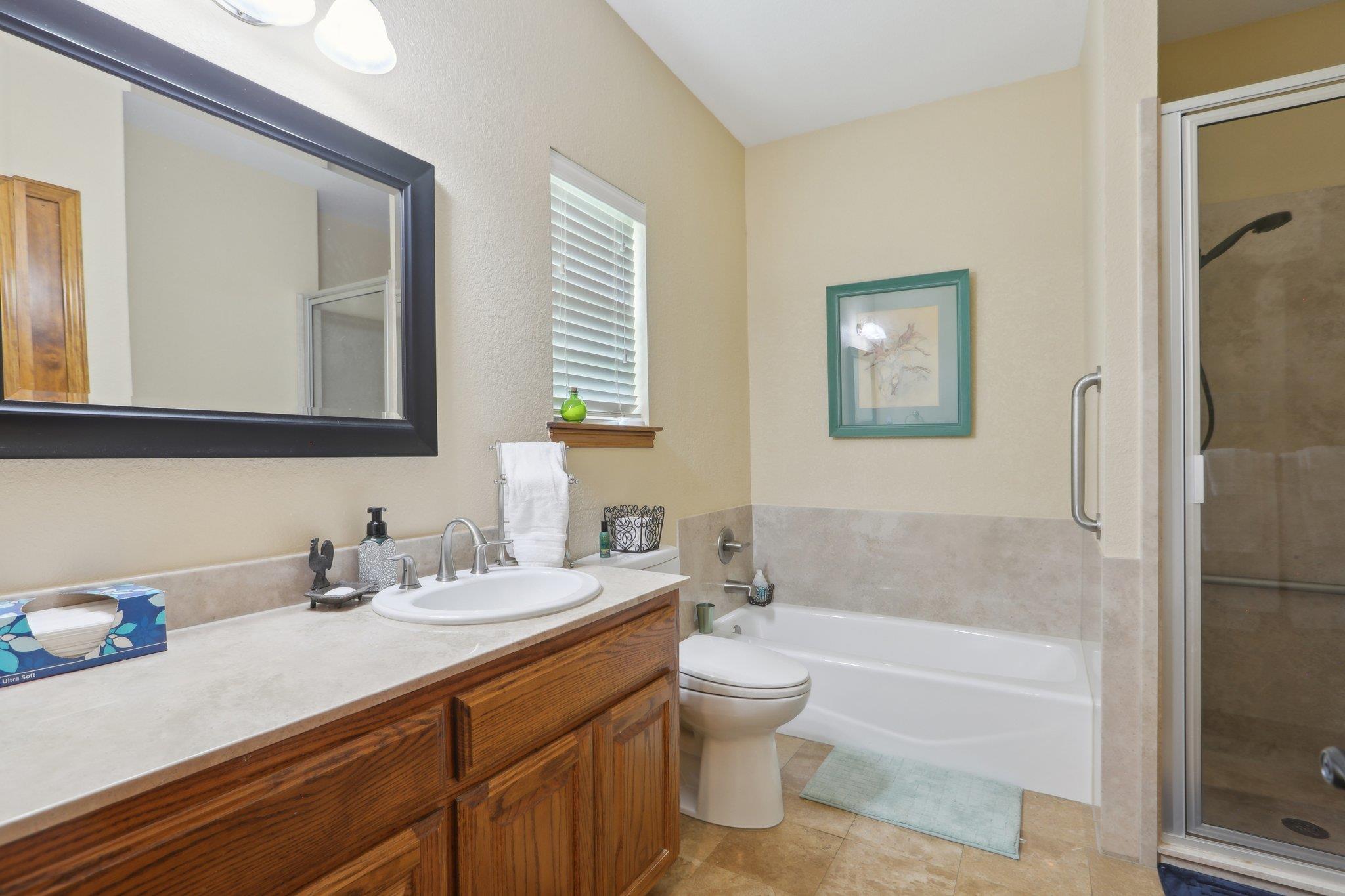 202 Serenada Dr, Georgetown, TX 78628