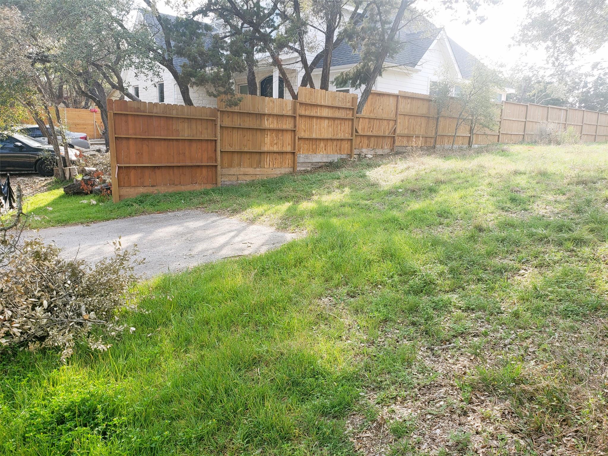 1906 Crazyhorse Pass, Austin, TX 78734