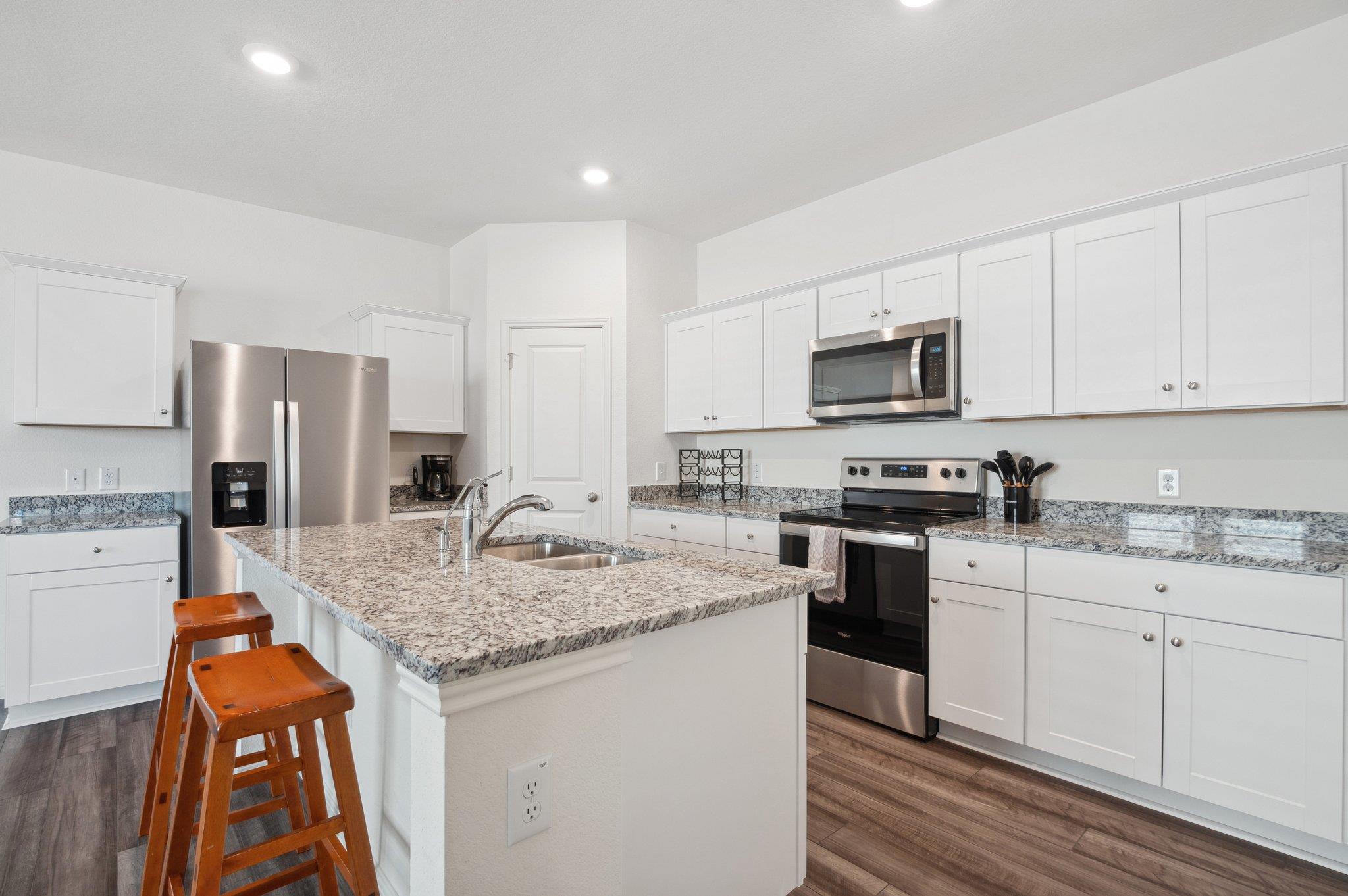 109 Harry Callahan Dr, Jarrell, TX 76537