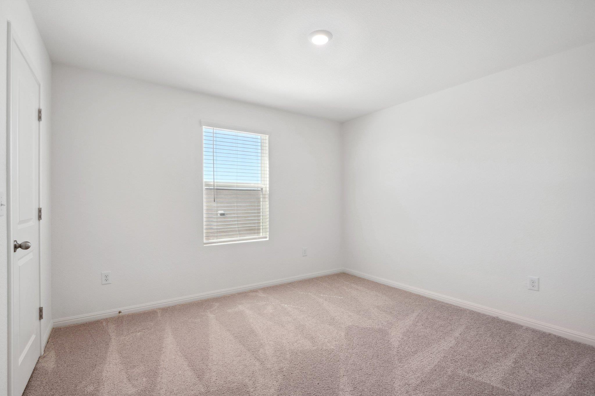 109 Harry Callahan Dr, Jarrell, TX 76537