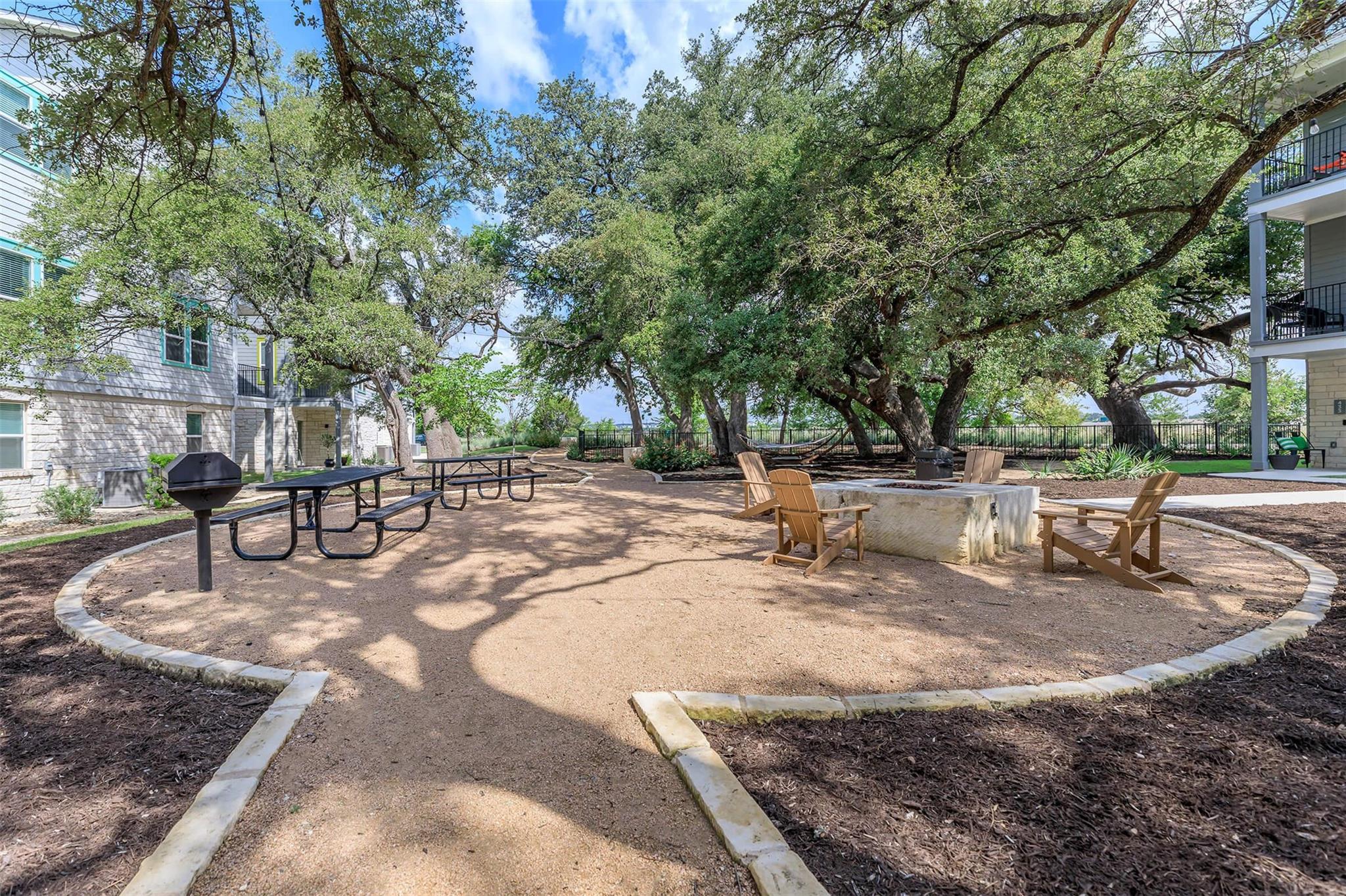 428 leo Ln # TownHome, Leander, TX 78641