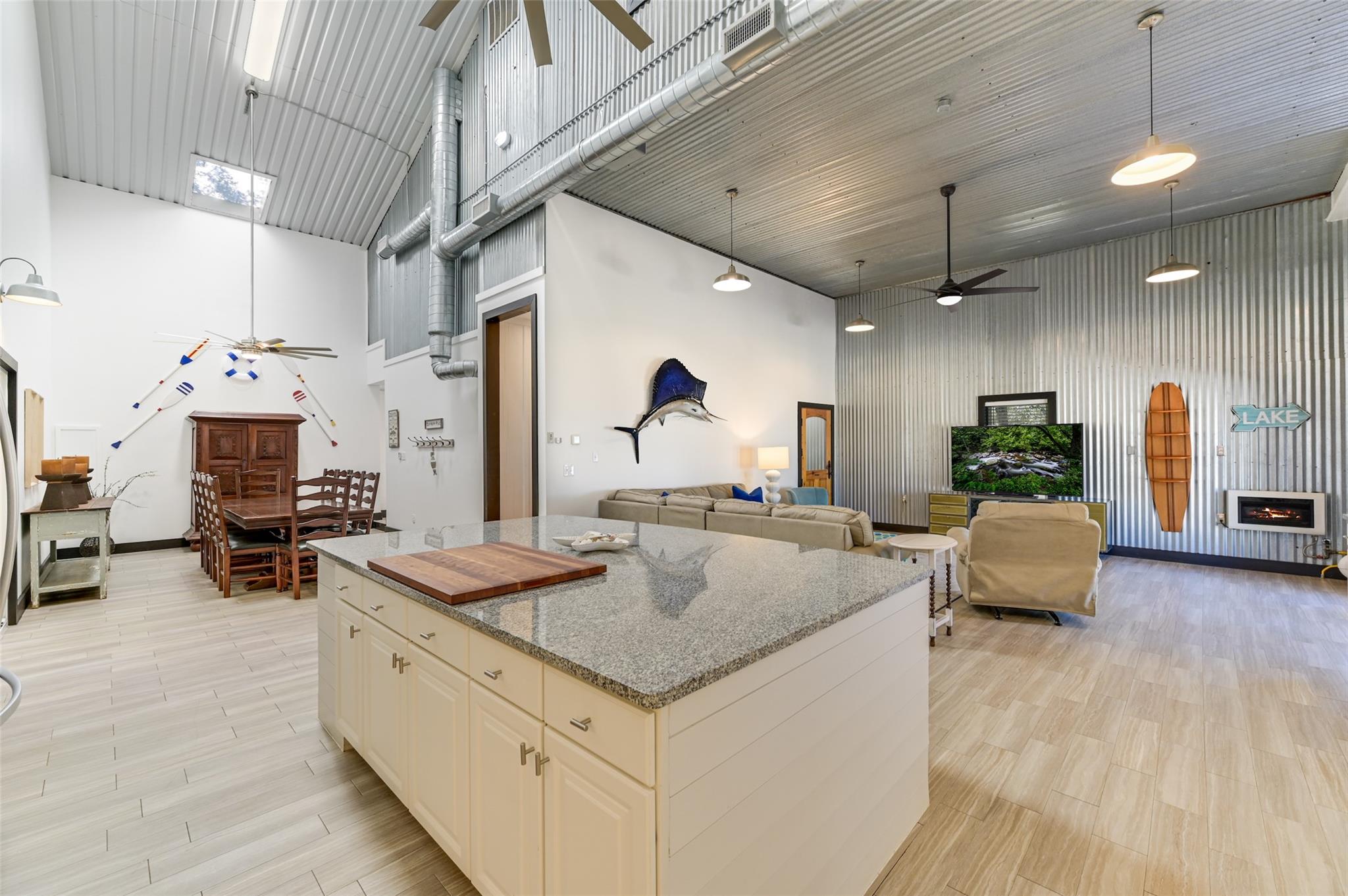206 County Road 142, Burnet, TX 78611