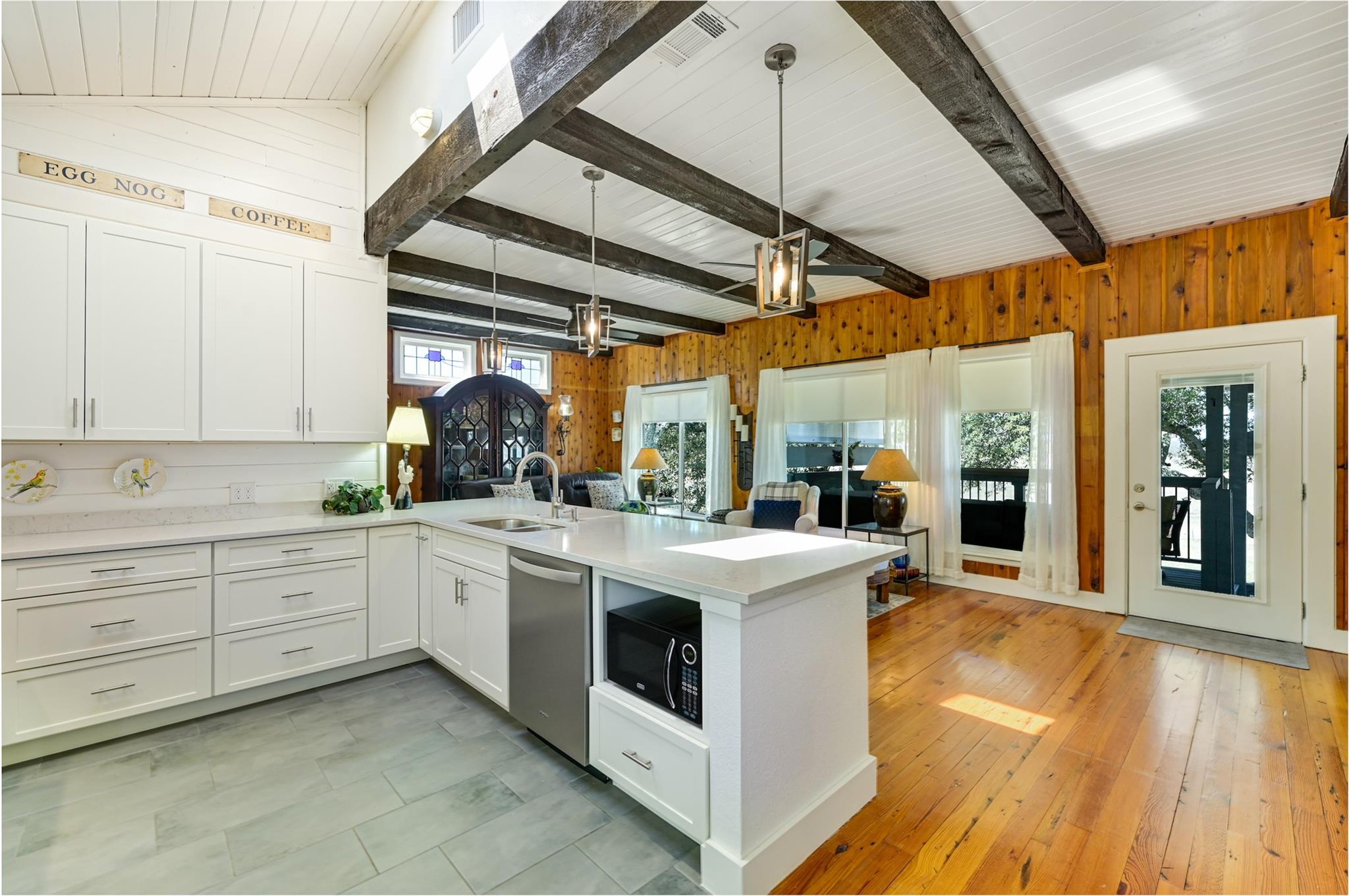206 County Road 142, Burnet, TX 78611