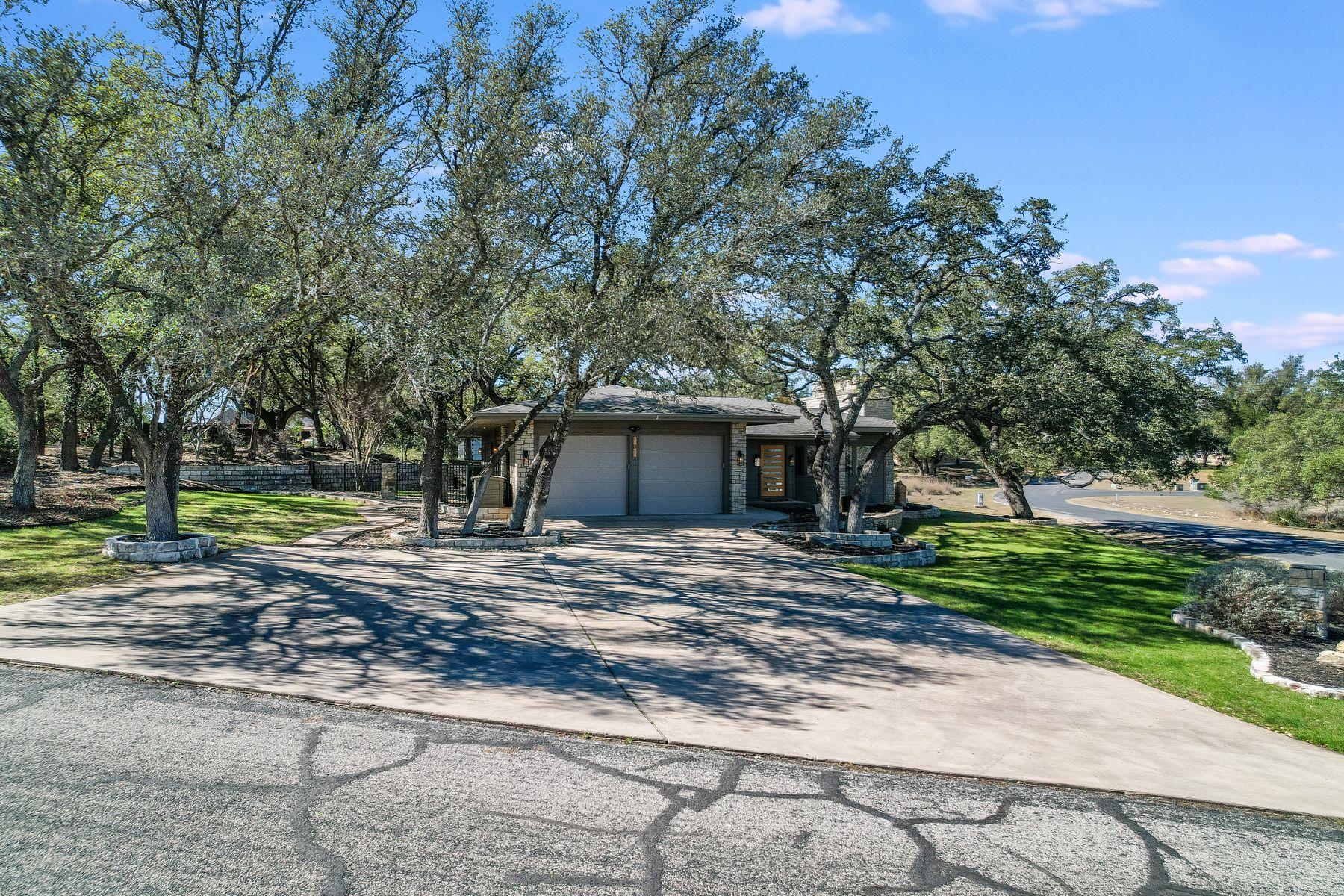 101 Bedford Dr, Spicewood, TX 78669