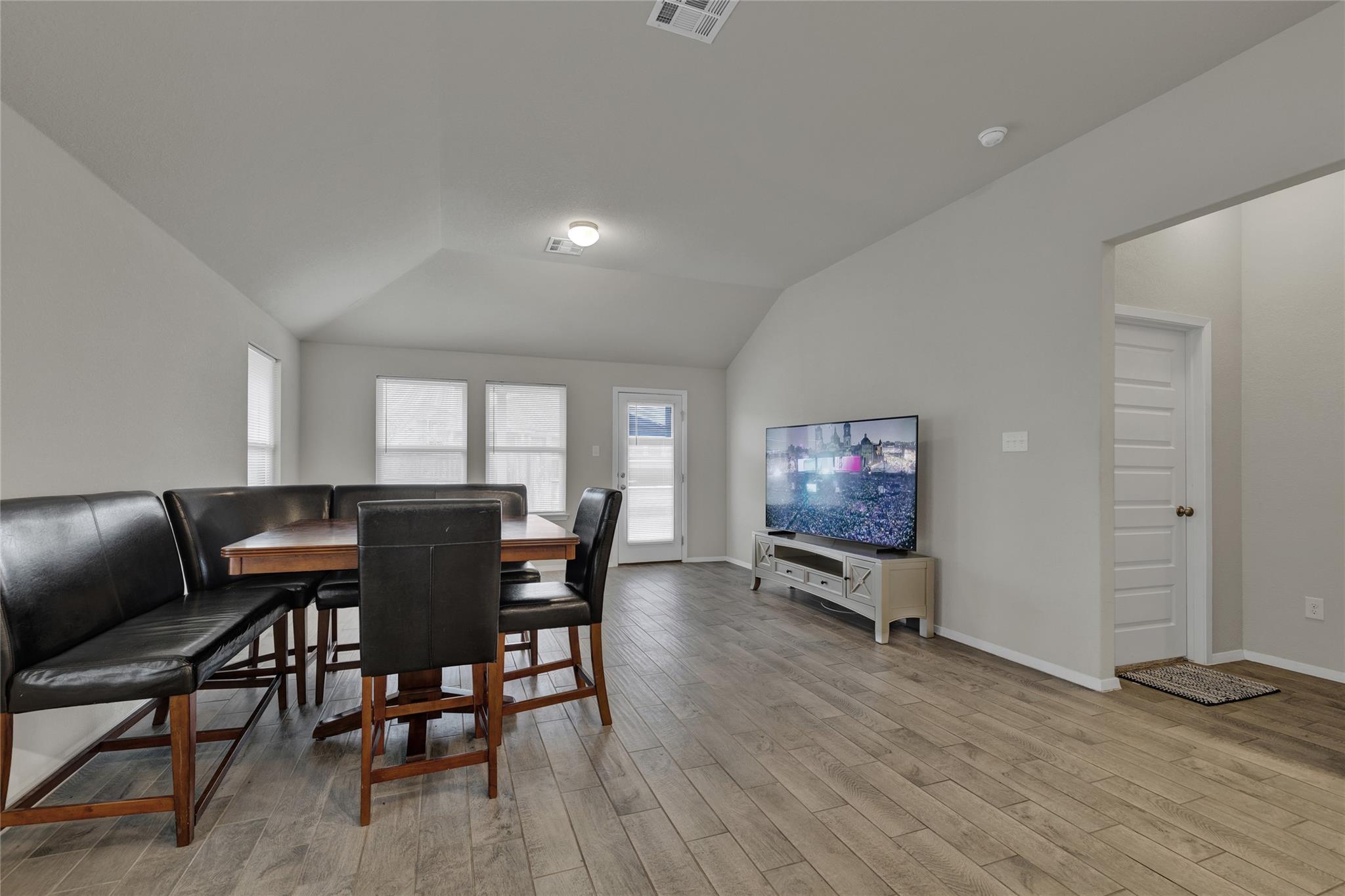 220 Sage Meadows Dr, San Marcos, TX 78666