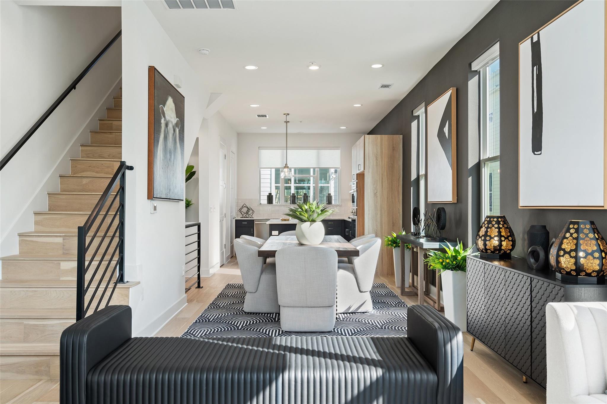 3807 Threadgill St, Austin, TX 78723
