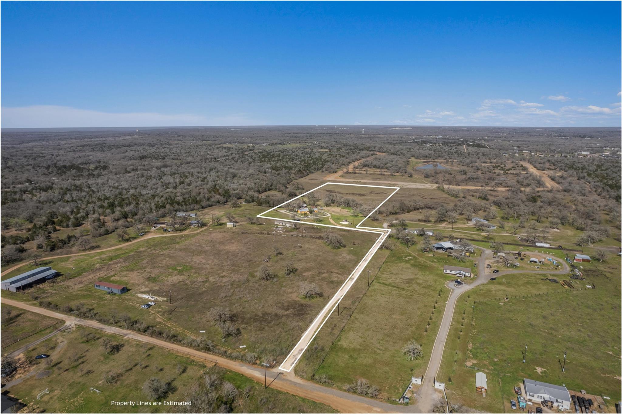 172 Hershal Ln, Cedar Creek, TX 78612