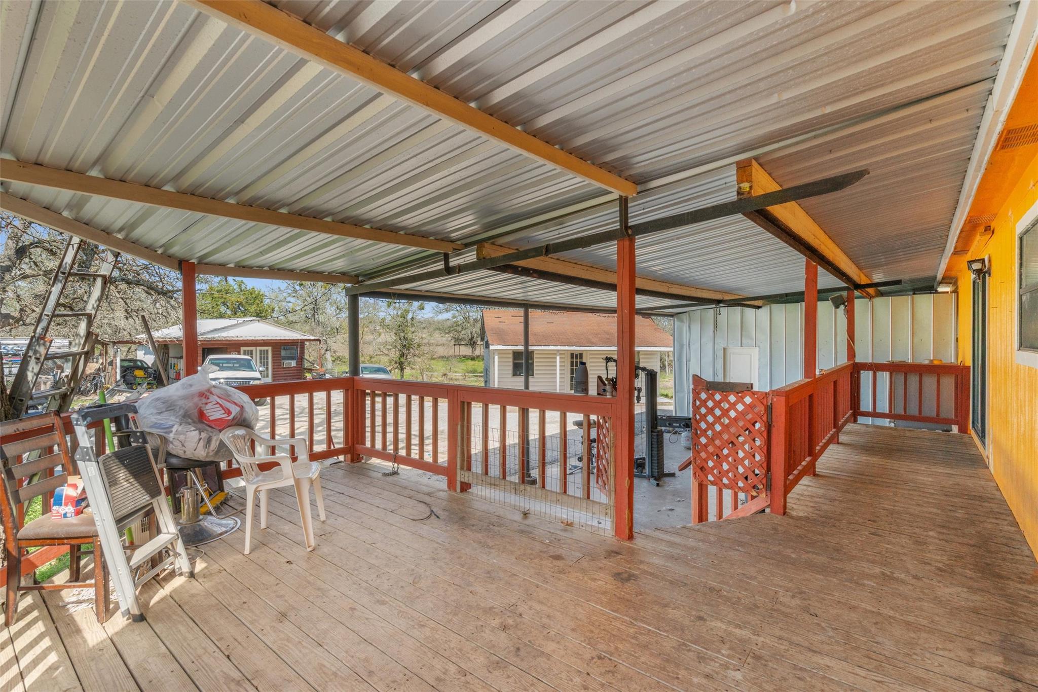 172 Hershal Ln, Cedar Creek, TX 78612