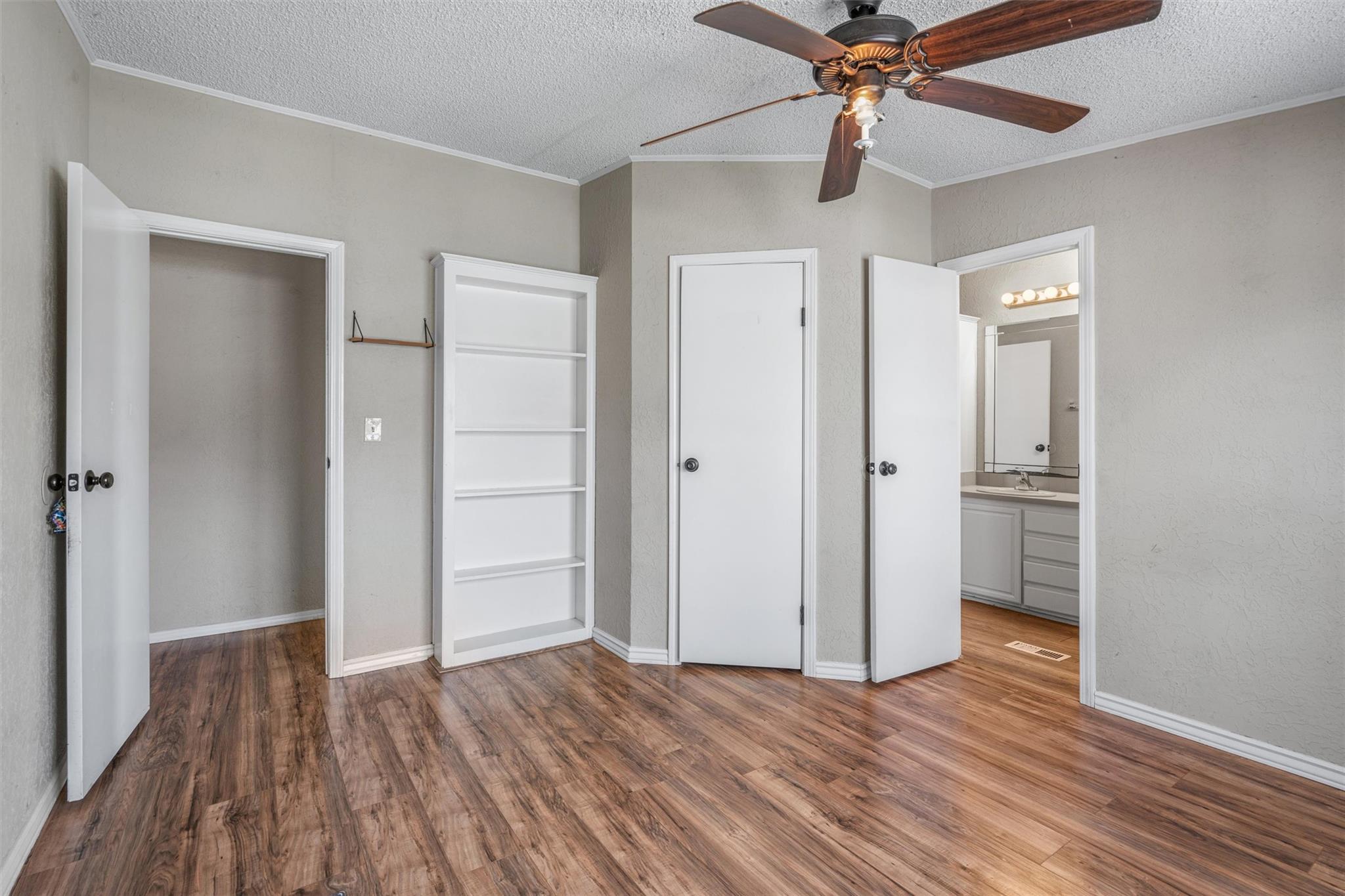 172 Hershal Ln, Cedar Creek, TX 78612