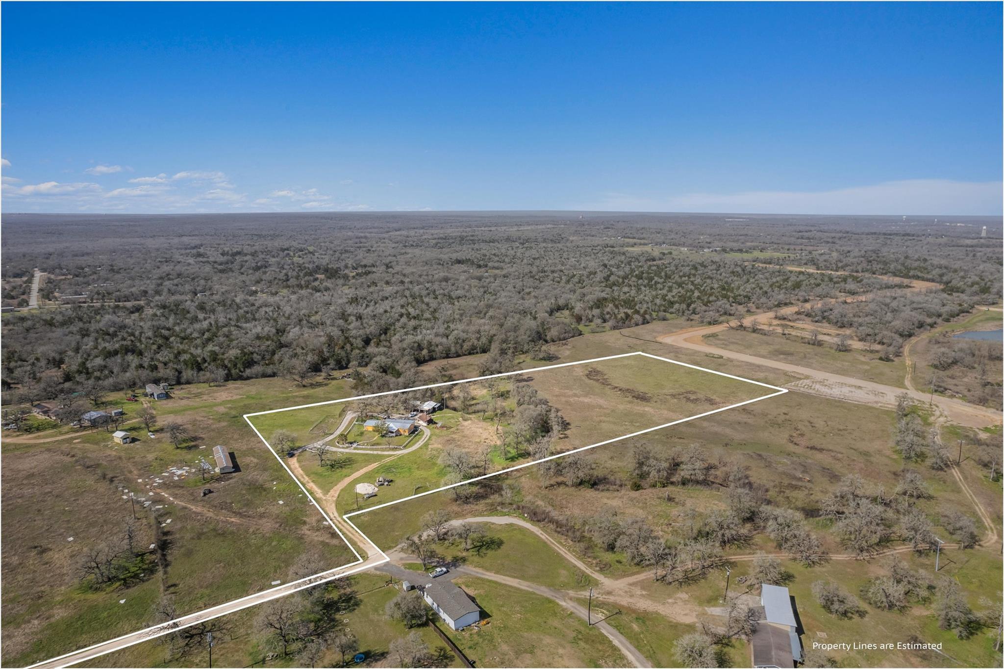172 Hershal Ln, Cedar Creek, TX 78612