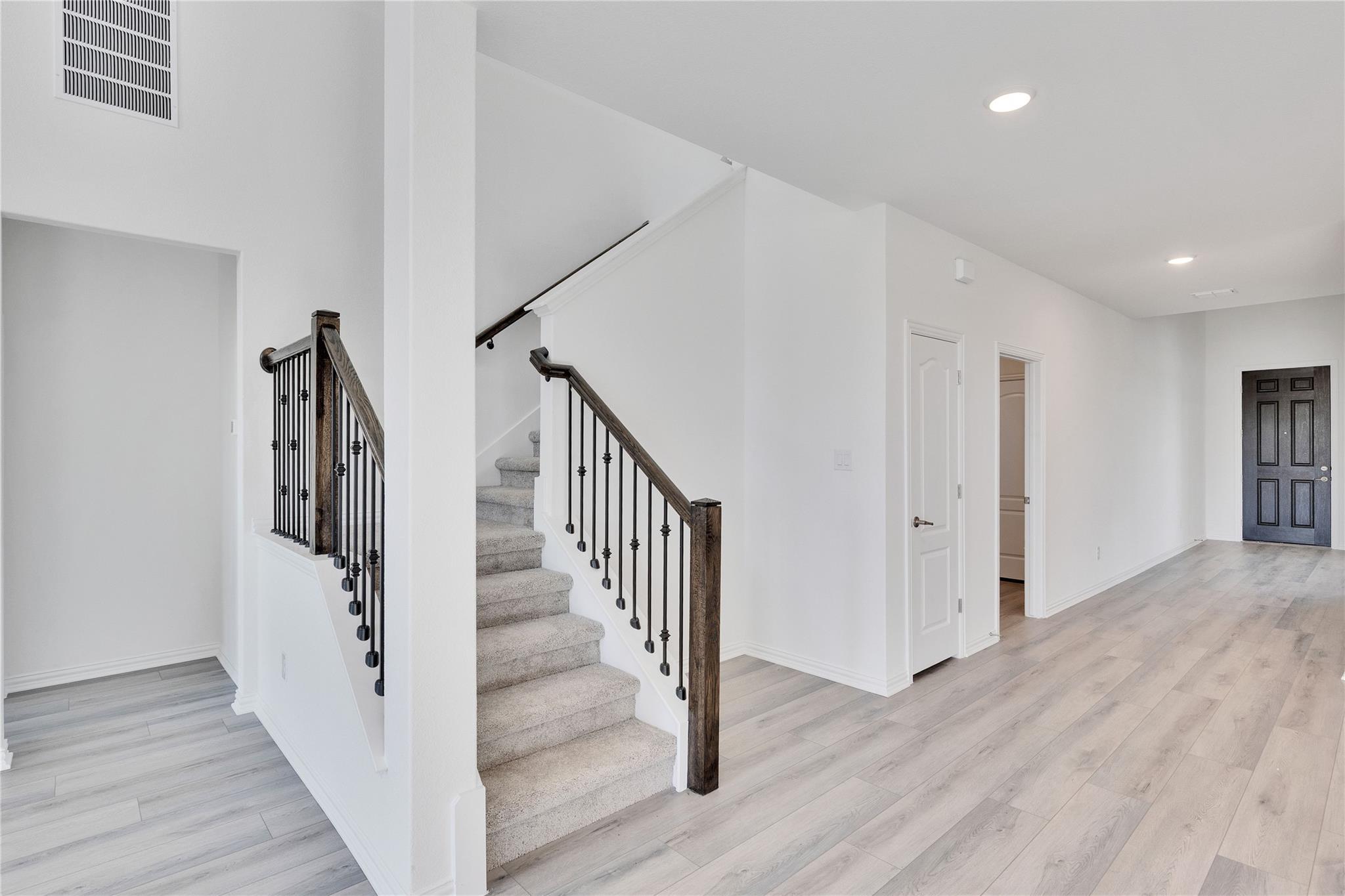 513 Teasley Dr, Taylor, TX 76574