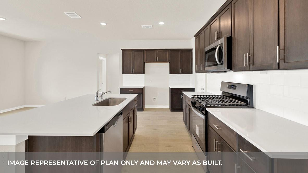417 BARRON ESTATE Dr, Lockhart, TX 78644