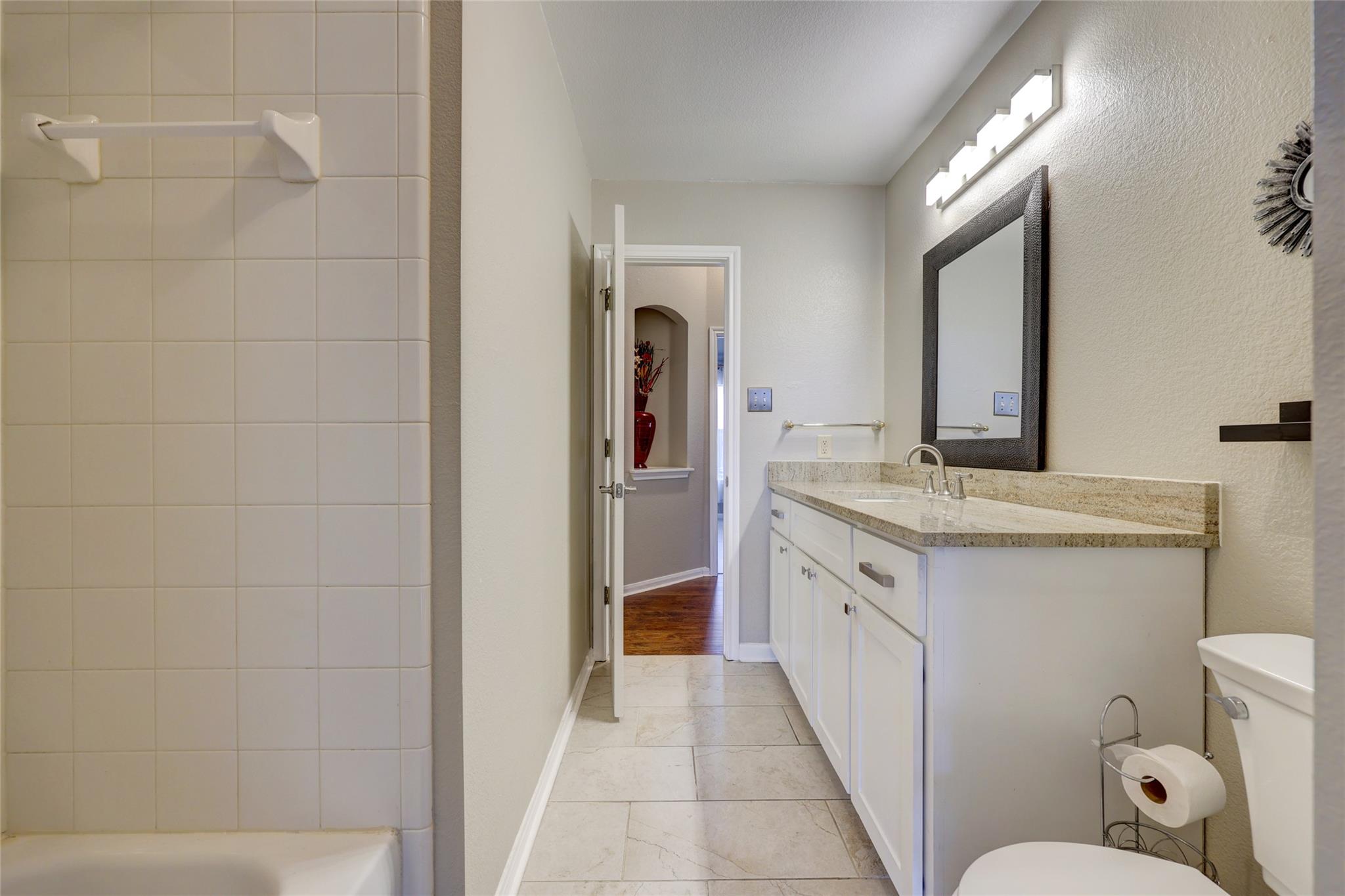 18022 E Newgrange Dr E, Pflugerville, TX 78660