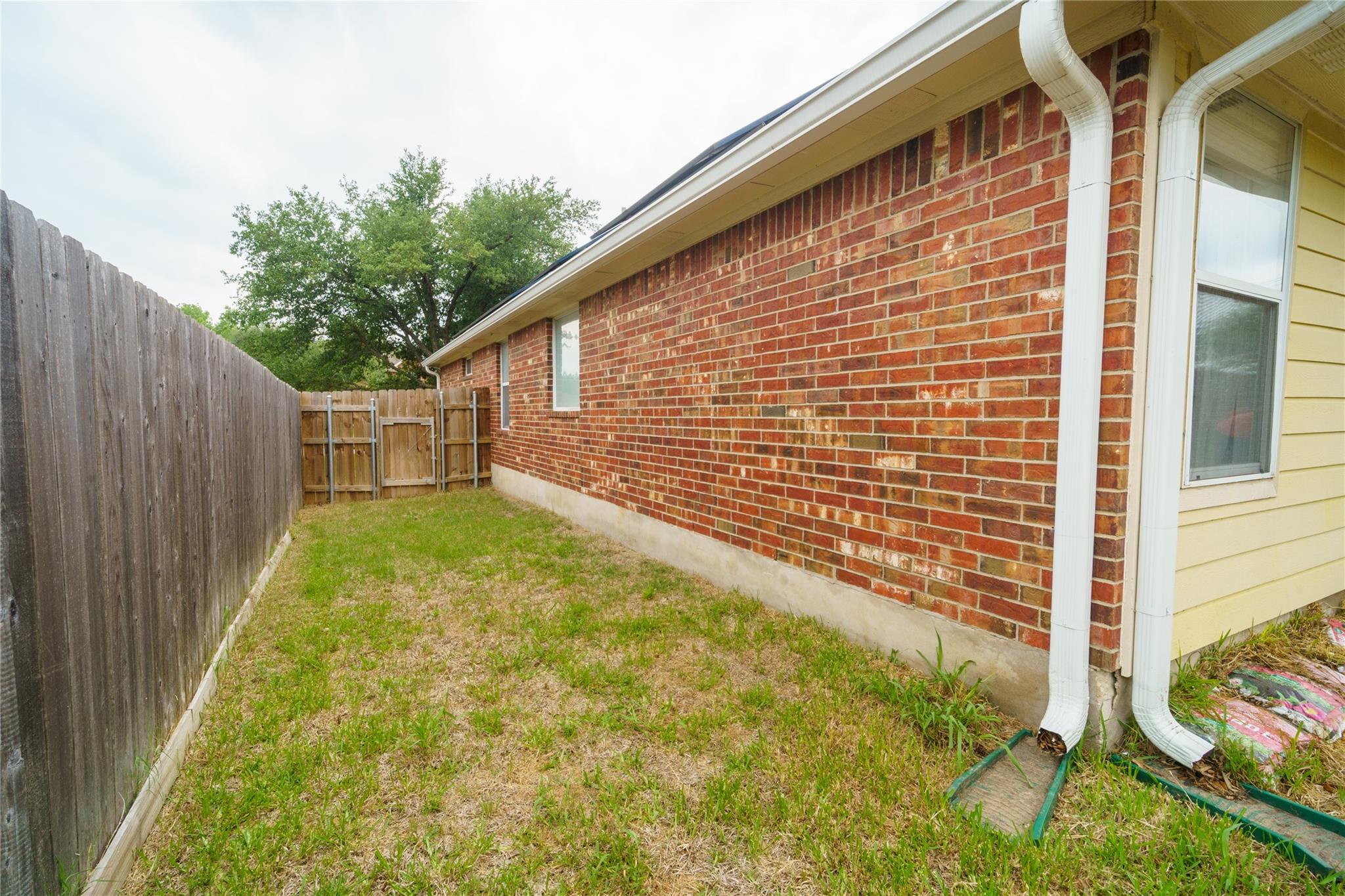 1118 Connemara Ln, Pflugerville, TX 78660