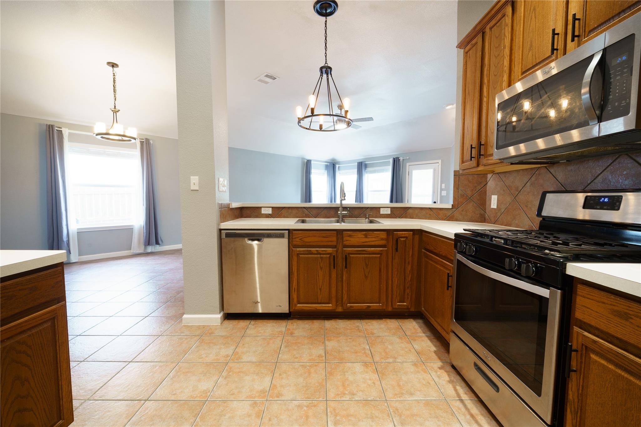 1118 Connemara Ln, Pflugerville, TX 78660